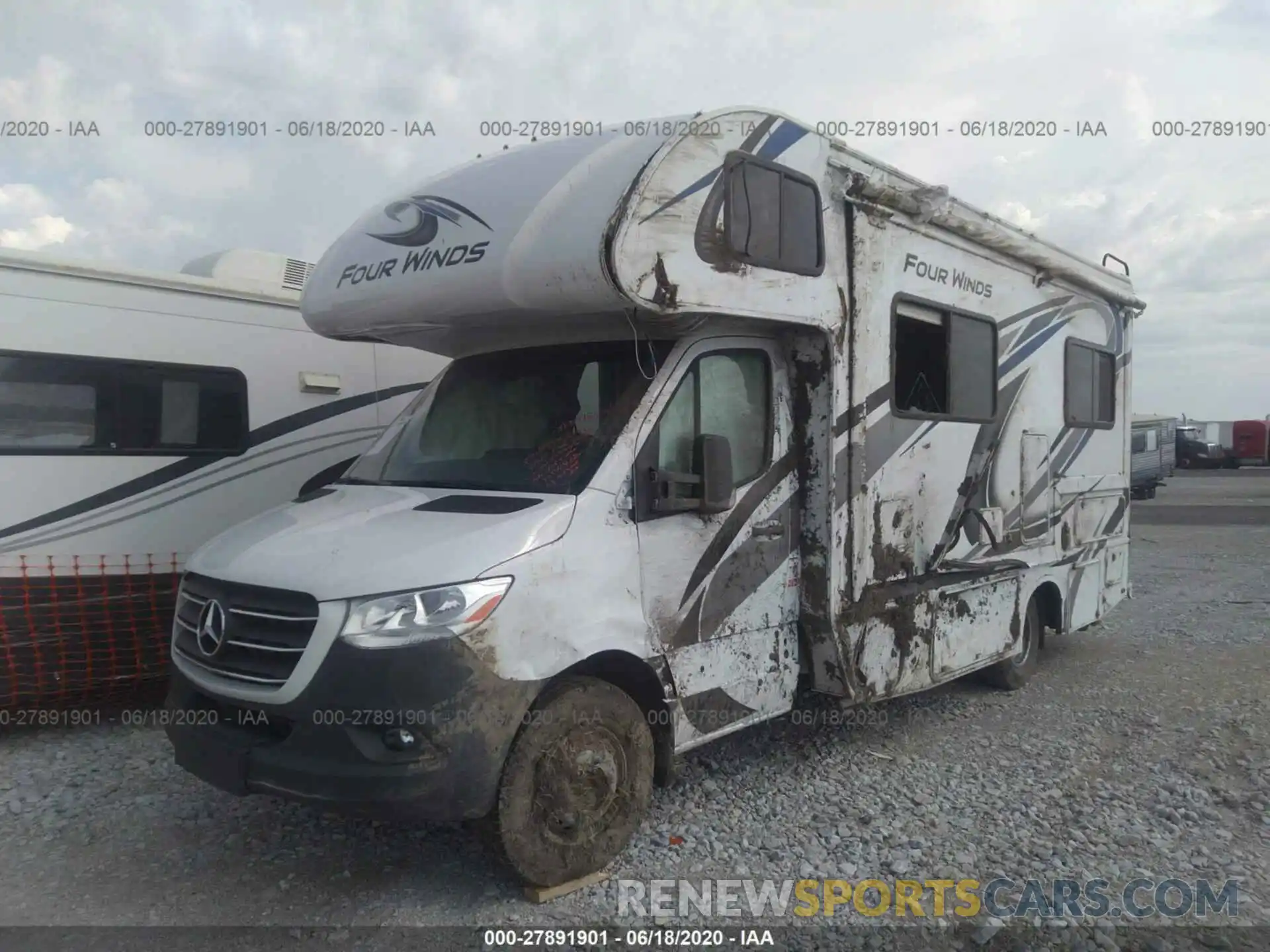 2 Photograph of a damaged car W1X8E33Y5KN077539 MERCEDES-BENZ SPRINTER CAB CHASSIS 2019