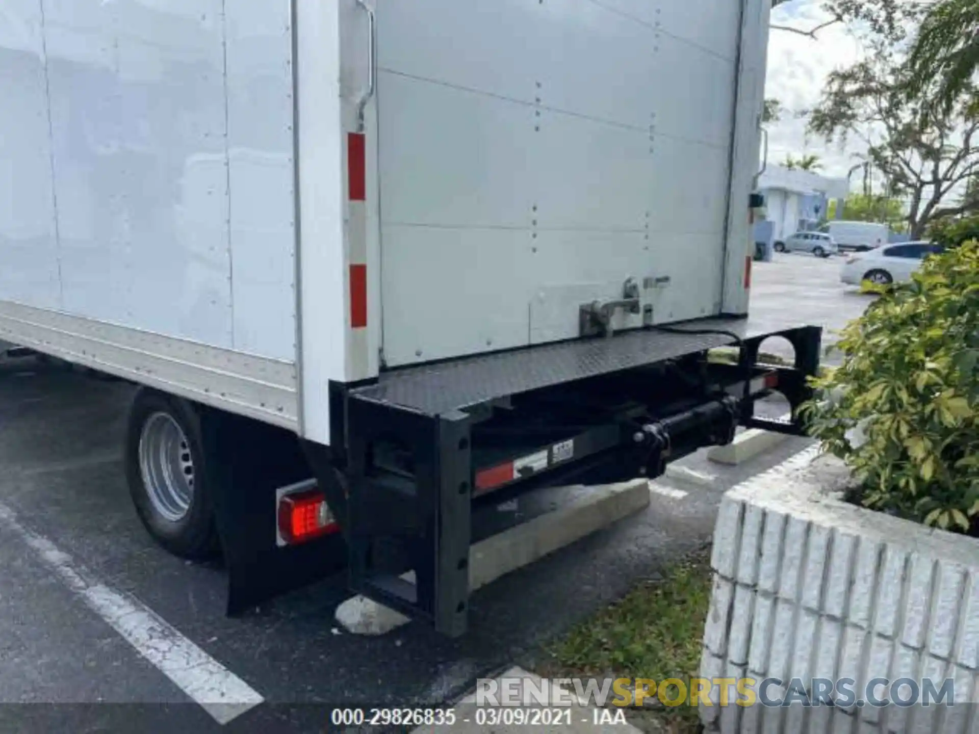 3 Photograph of a damaged car WDAPF4CD6KN015095 MERCEDES-BENZ SPRINTER CAB CHASSIS 2019