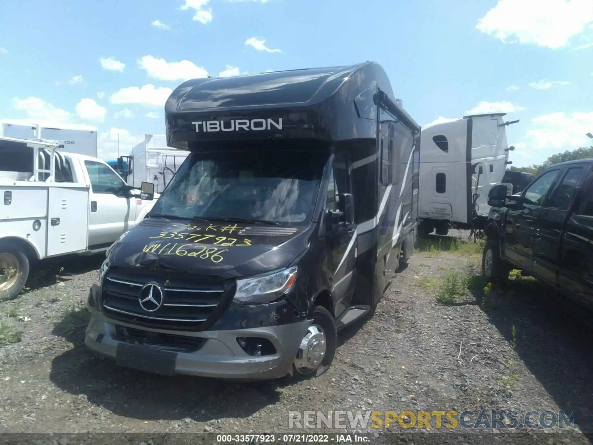 2 Photograph of a damaged car W1X8E33YXLN116286 MERCEDES-BENZ SPRINTER CAB CHASSIS 2020