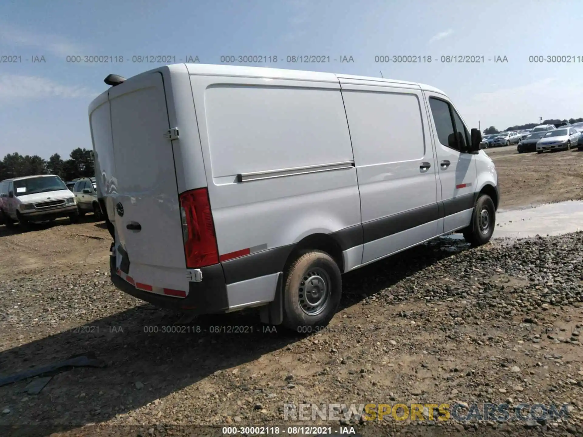 4 Фотография поврежденного автомобиля W1W70BGY7KT018250 MERCEDES-BENZ SPRINTER CARGO VAN 2019