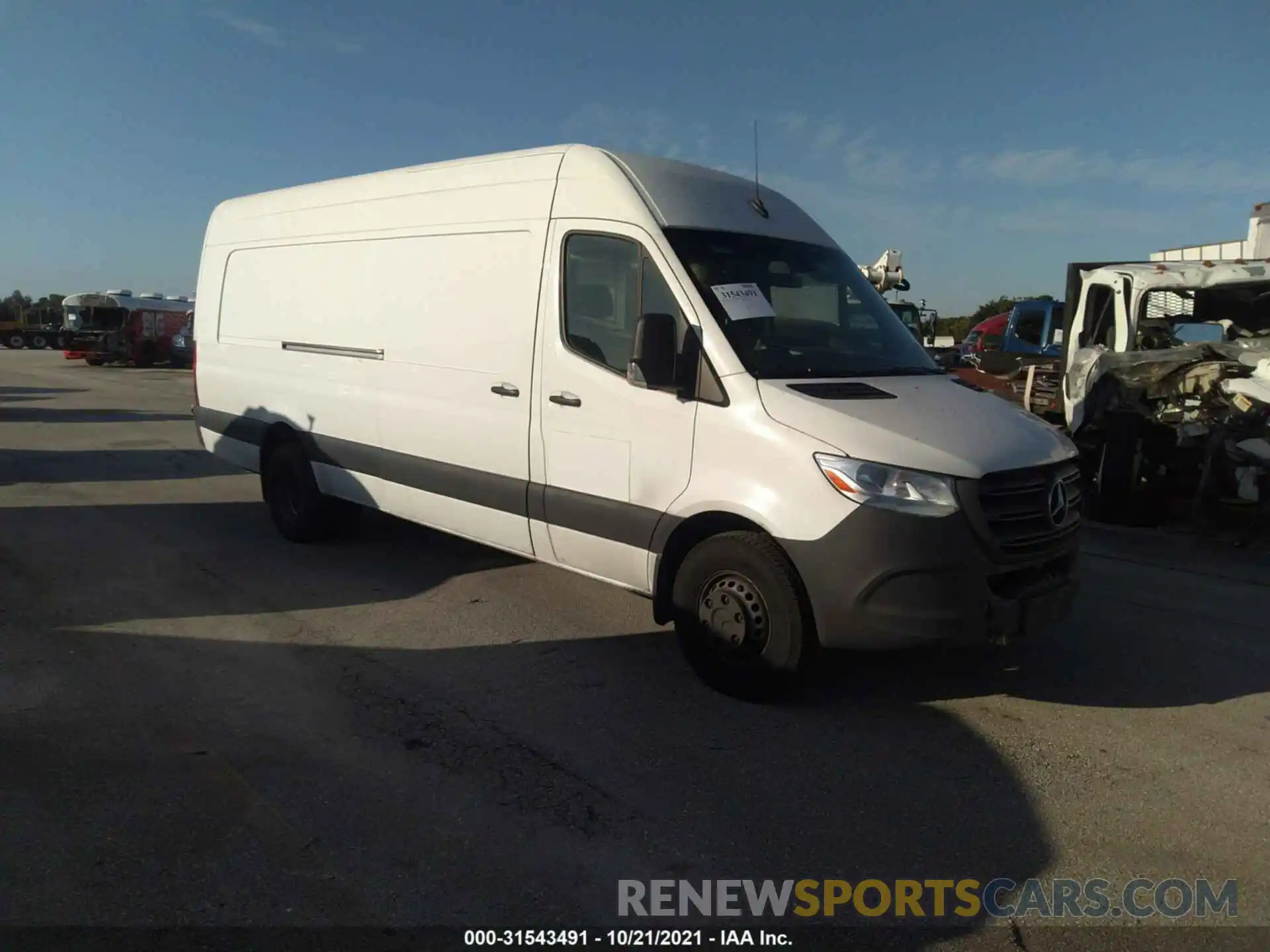 1 Photograph of a damaged car W1W8ED3Y6KP197705 MERCEDES-BENZ SPRINTER CARGO VAN 2019