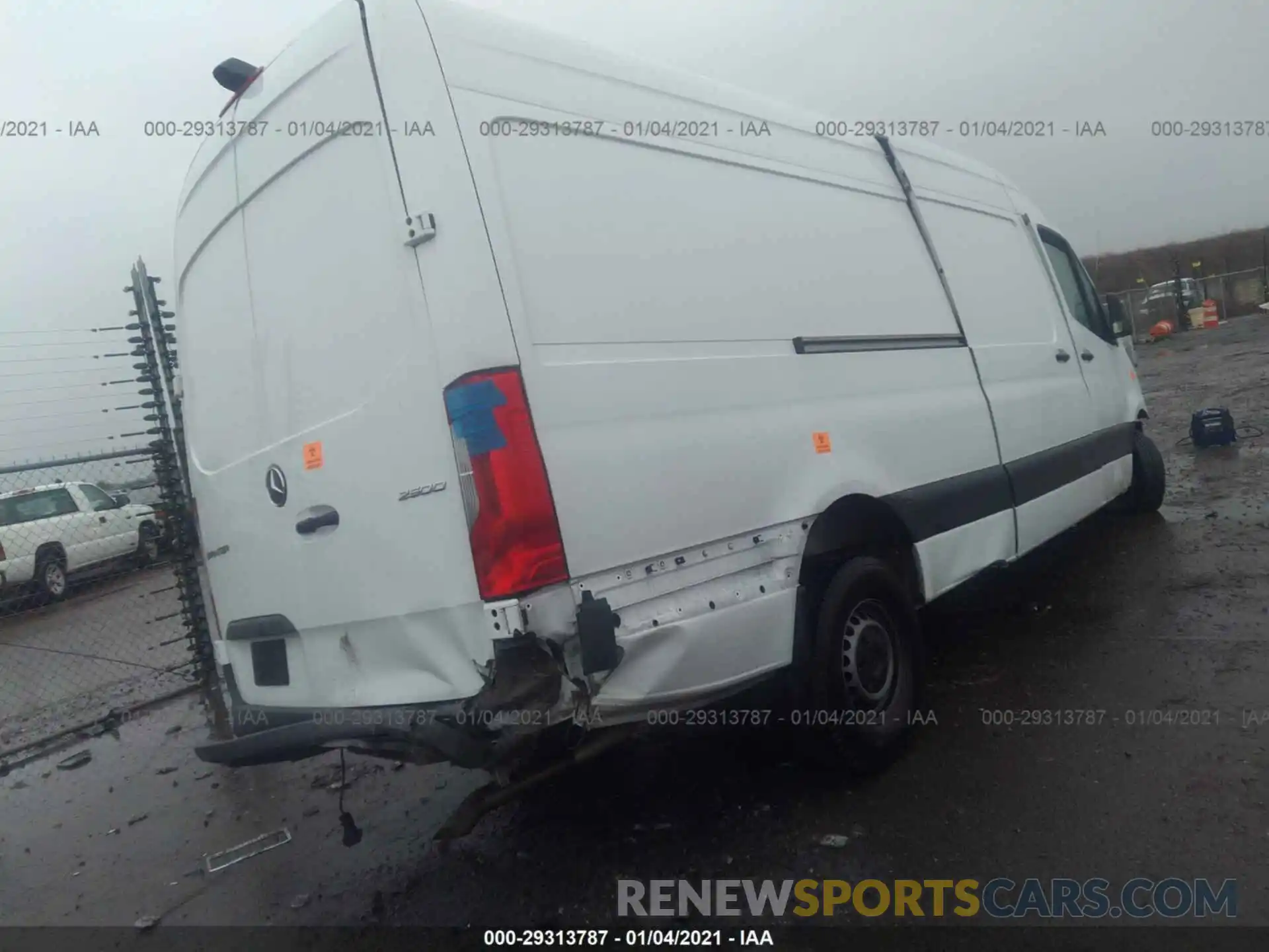 4 Фотография поврежденного автомобиля W1Y40CHY5KT019010 MERCEDES-BENZ SPRINTER CARGO VAN 2019