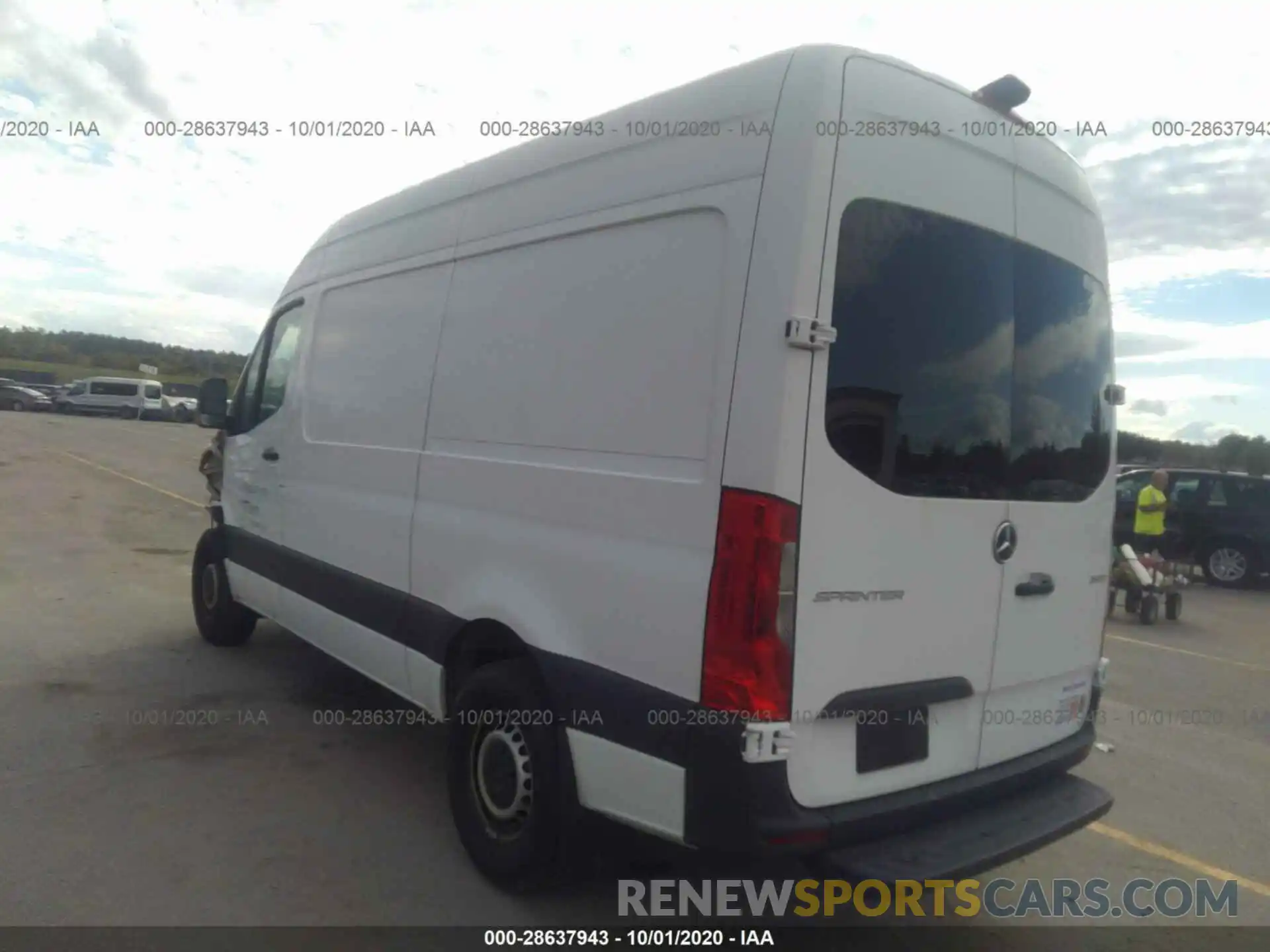 3 Фотография поврежденного автомобиля WD3PF0CD4KP024723 MERCEDES-BENZ SPRINTER CARGO VAN 2019