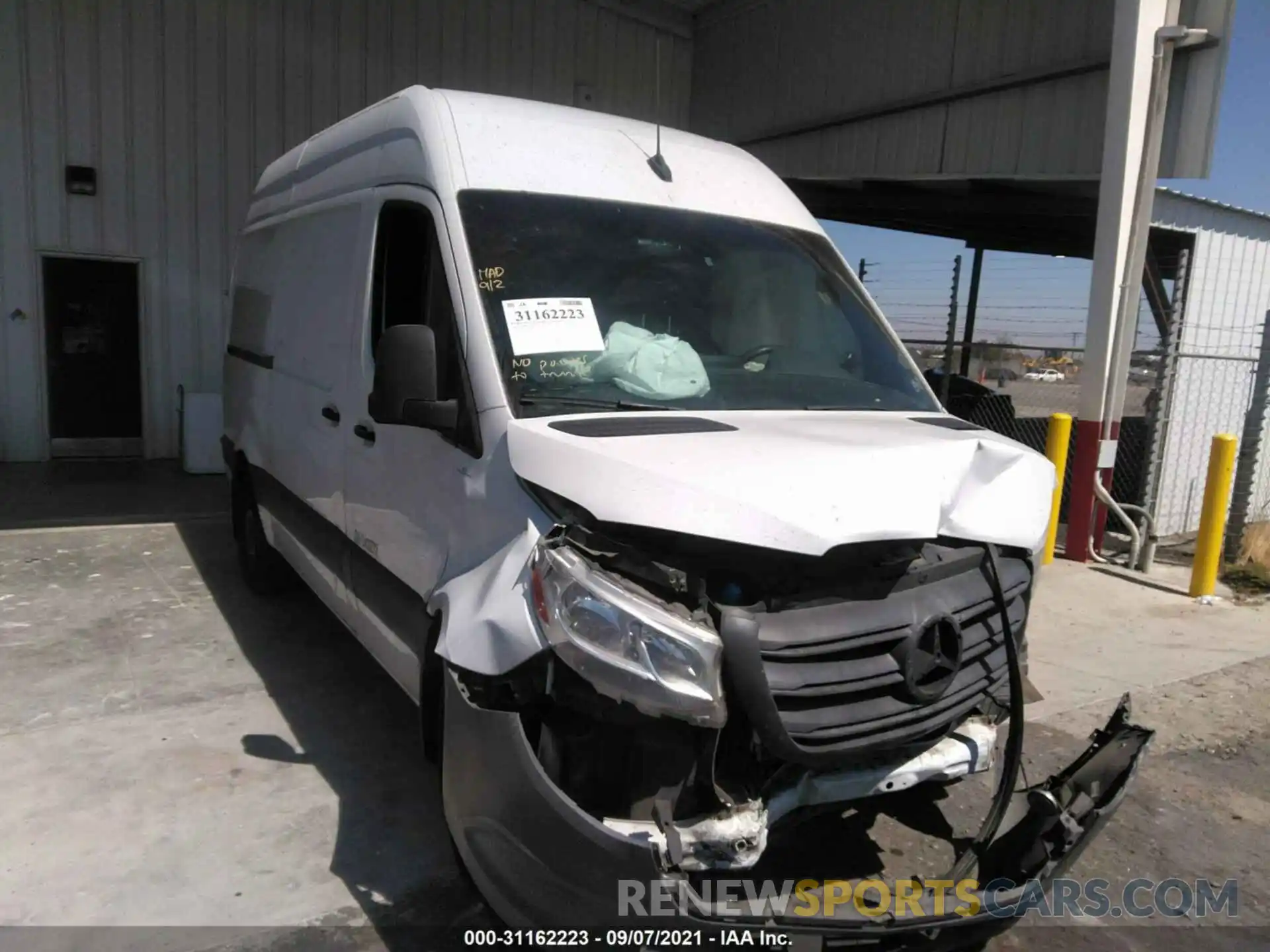 1 Photograph of a damaged car WD3PF0CD8KP057711 MERCEDES-BENZ SPRINTER CARGO VAN 2019