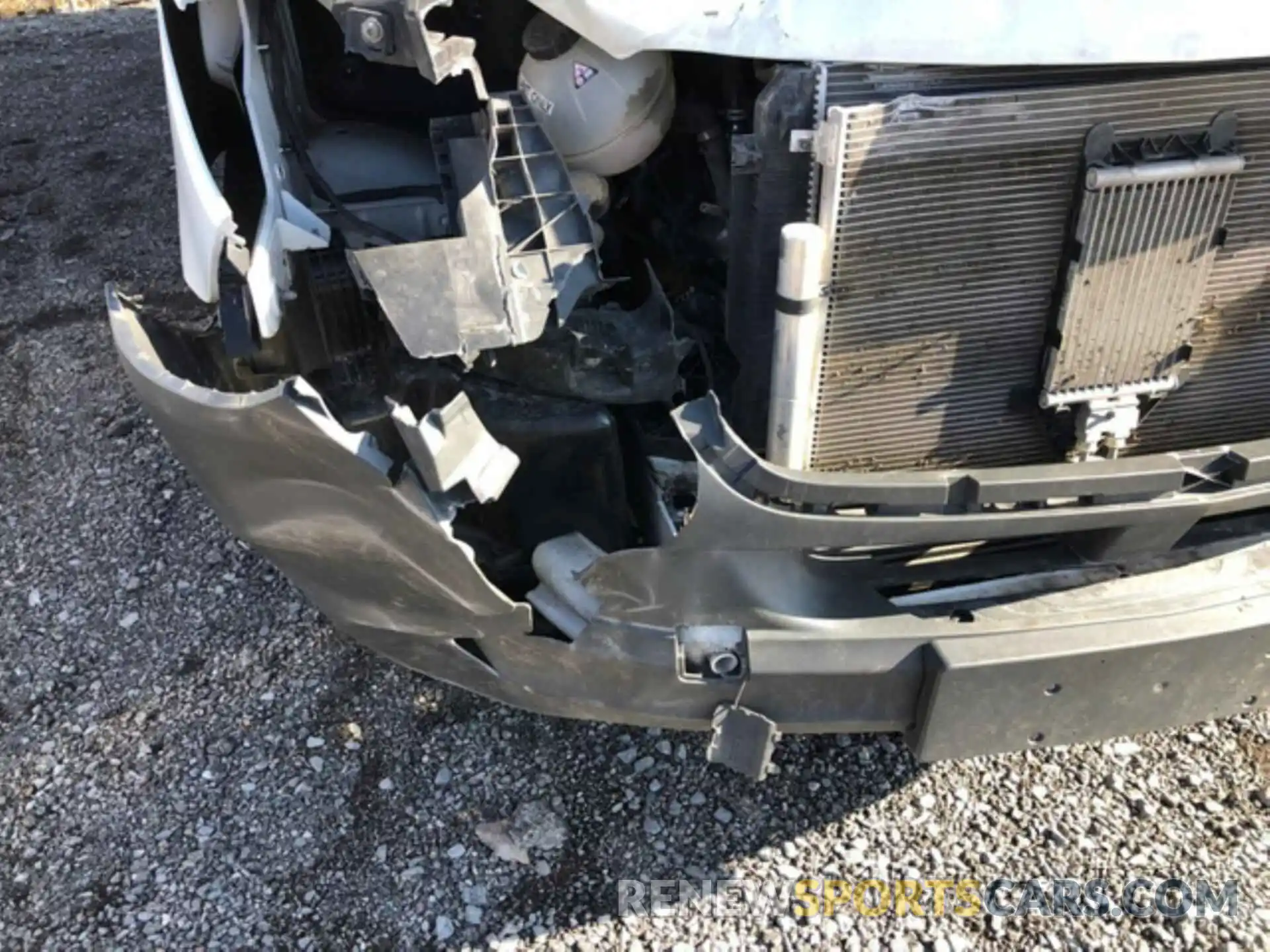14 Photograph of a damaged car WD3PF1CD0KP051603 MERCEDES-BENZ SPRINTER CARGO VAN 2019
