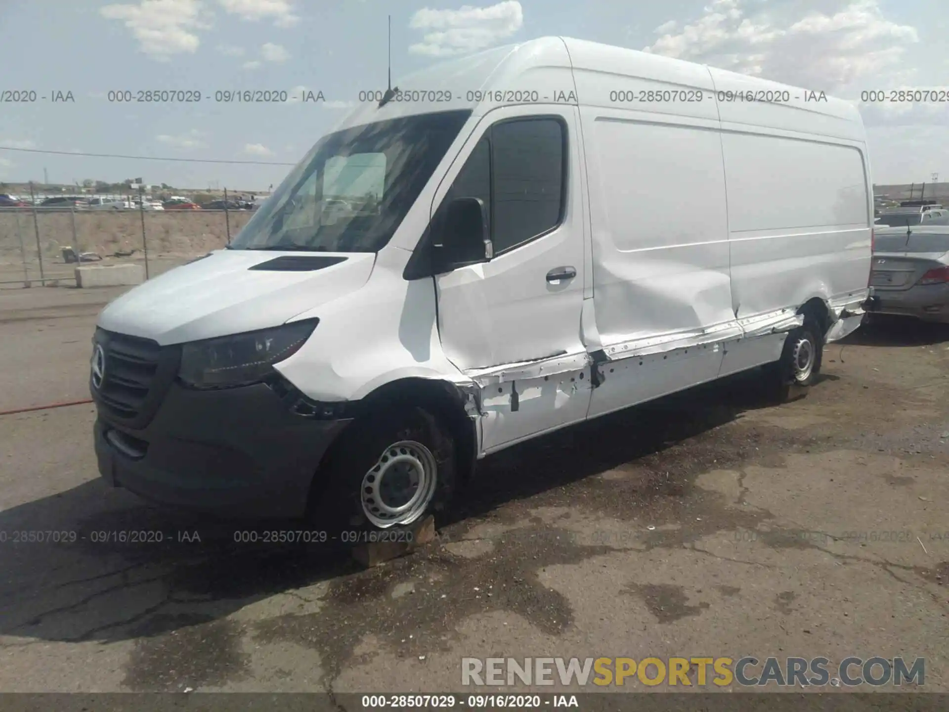 2 Фотография поврежденного автомобиля WD3PF1CD0KT007222 MERCEDES-BENZ SPRINTER CARGO VAN 2019