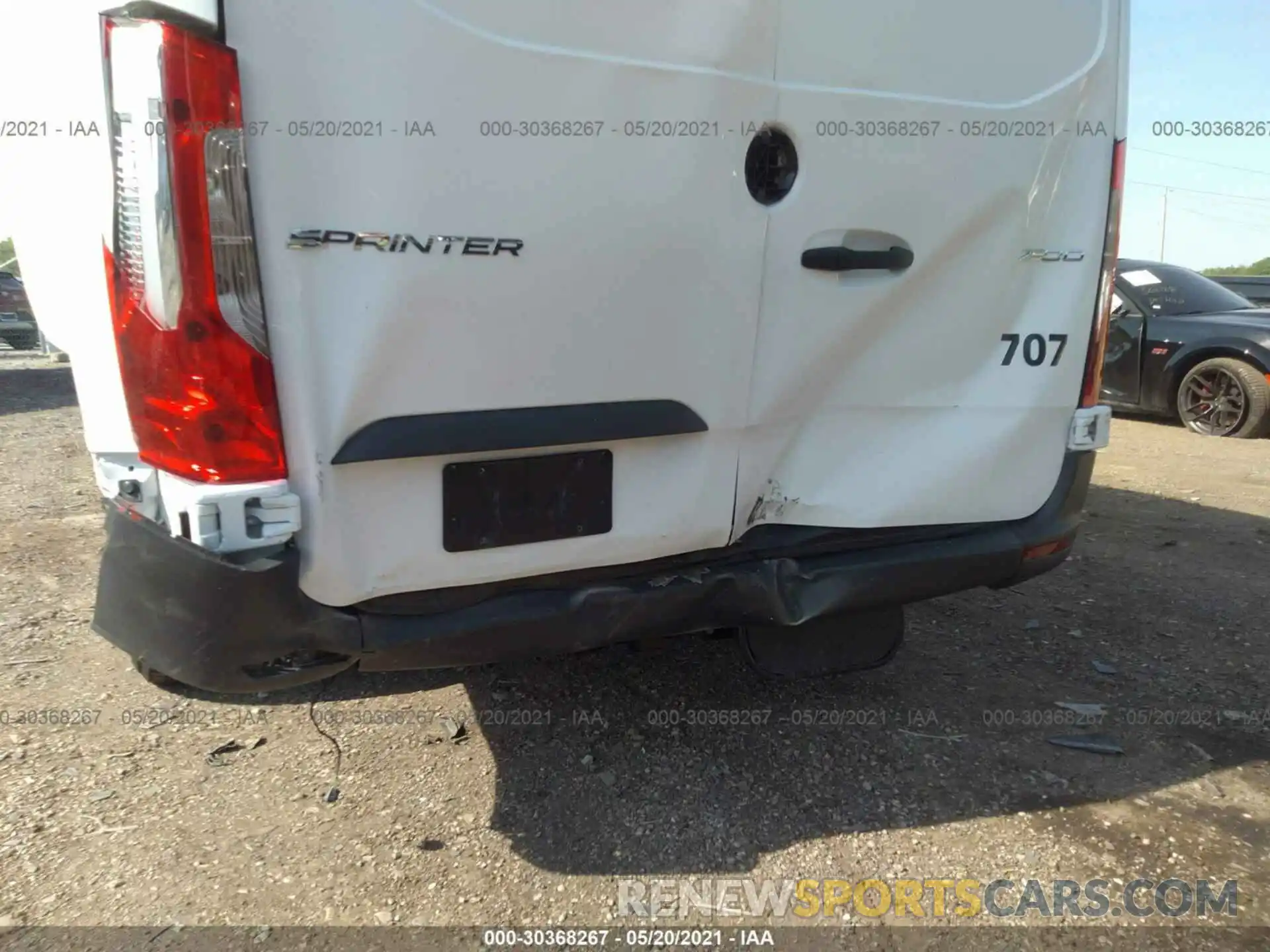 6 Photograph of a damaged car WD3PF1CD1KP029755 MERCEDES-BENZ SPRINTER CARGO VAN 2019