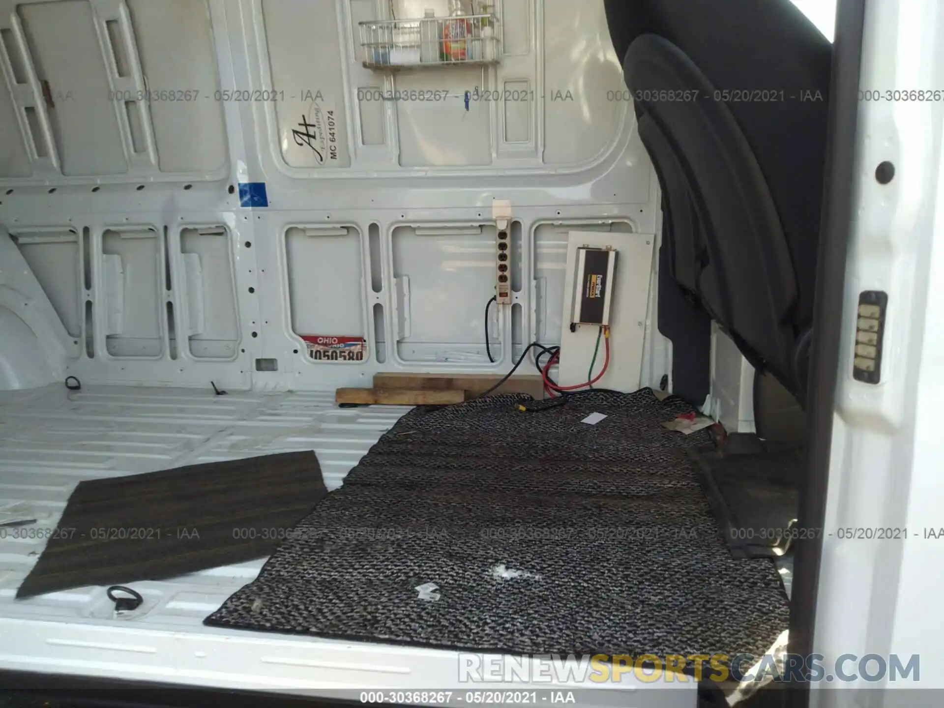 8 Photograph of a damaged car WD3PF1CD1KP029755 MERCEDES-BENZ SPRINTER CARGO VAN 2019