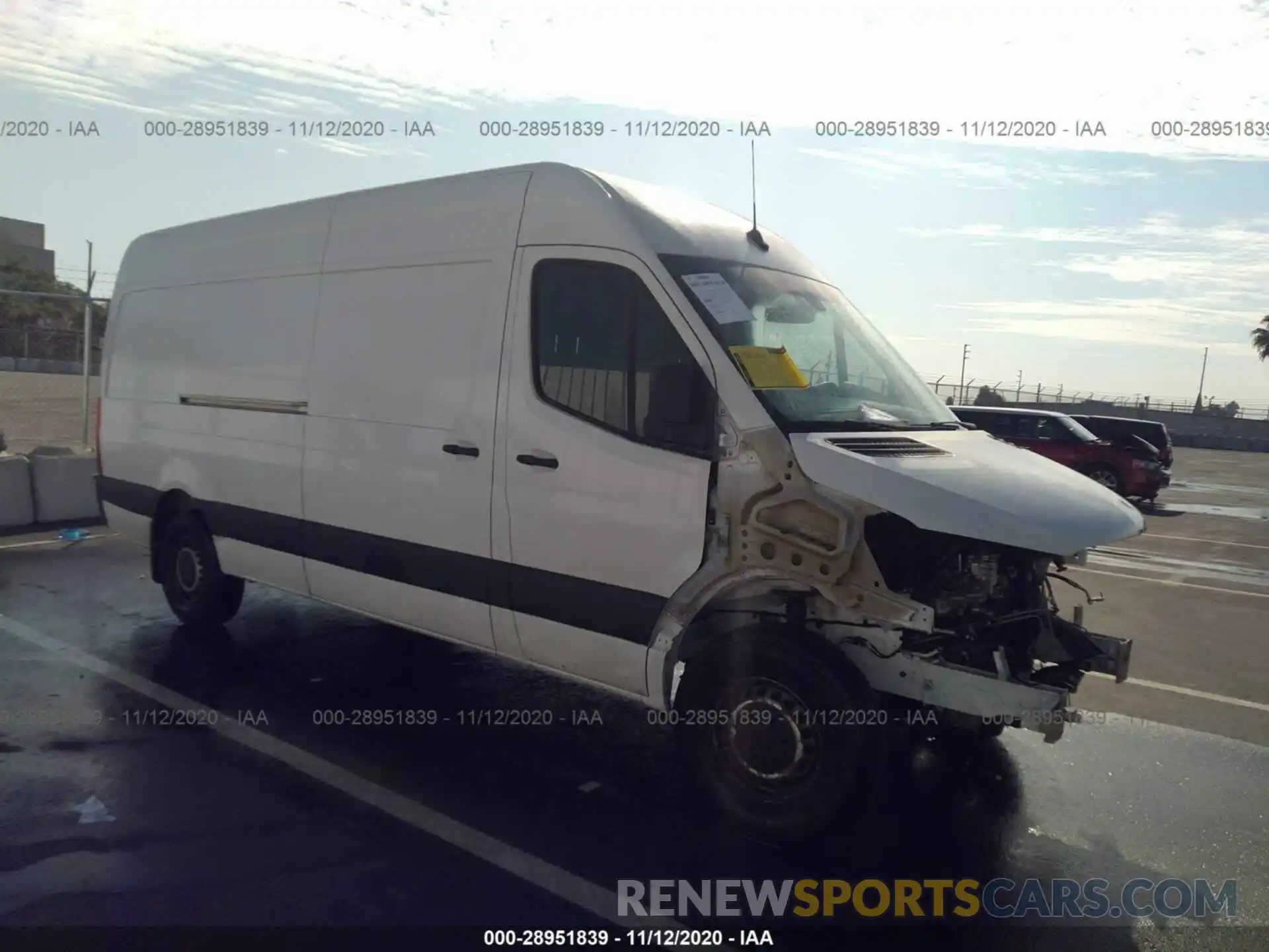 1 Photograph of a damaged car WD3PF1CD3KP029742 MERCEDES-BENZ SPRINTER CARGO VAN 2019