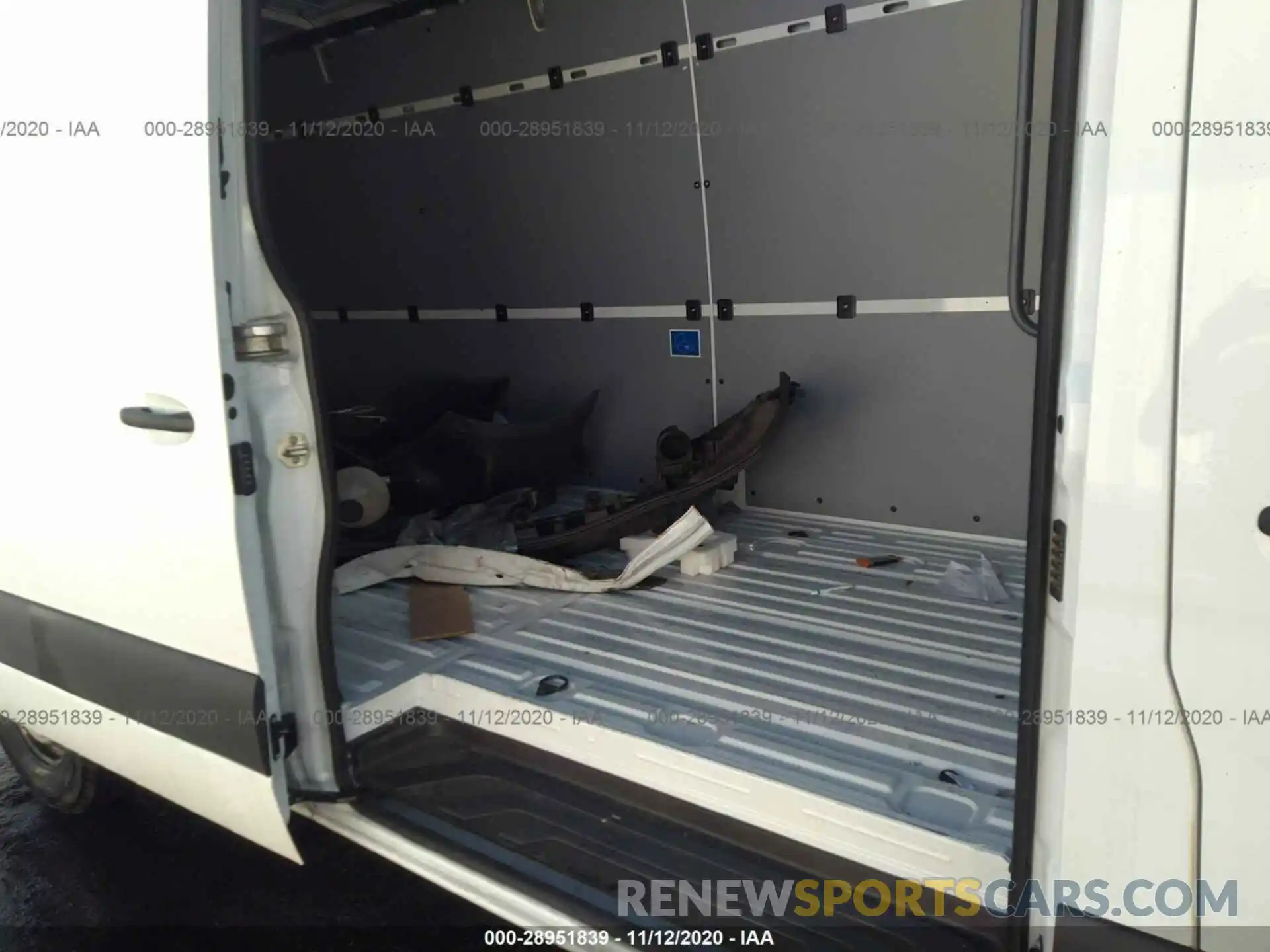 8 Photograph of a damaged car WD3PF1CD3KP029742 MERCEDES-BENZ SPRINTER CARGO VAN 2019