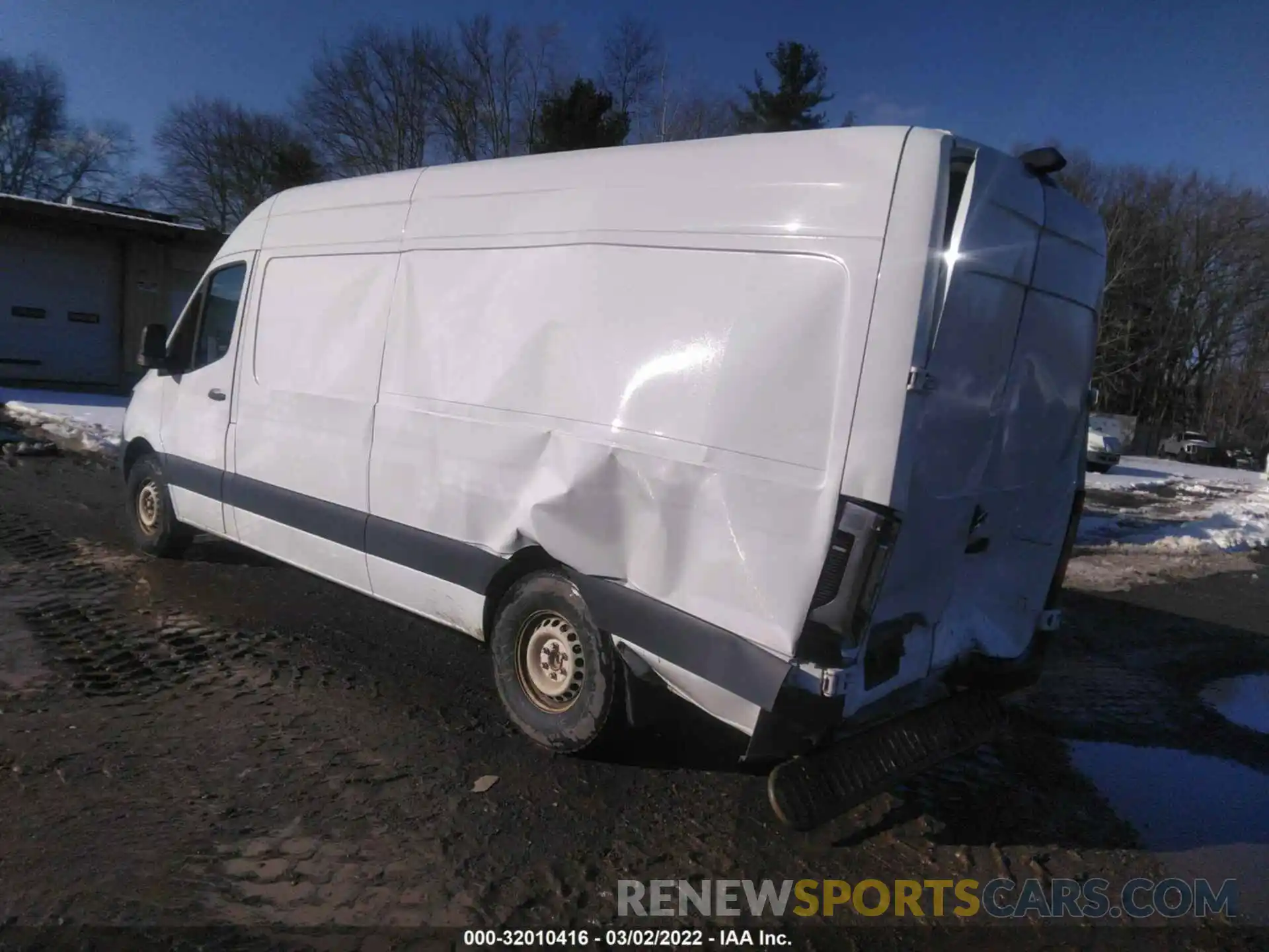 3 Фотография поврежденного автомобиля WD3PF1CD6KP119046 MERCEDES-BENZ SPRINTER CARGO VAN 2019