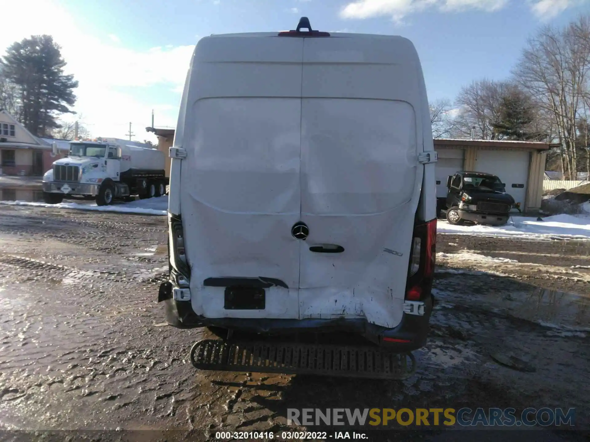 6 Фотография поврежденного автомобиля WD3PF1CD6KP119046 MERCEDES-BENZ SPRINTER CARGO VAN 2019