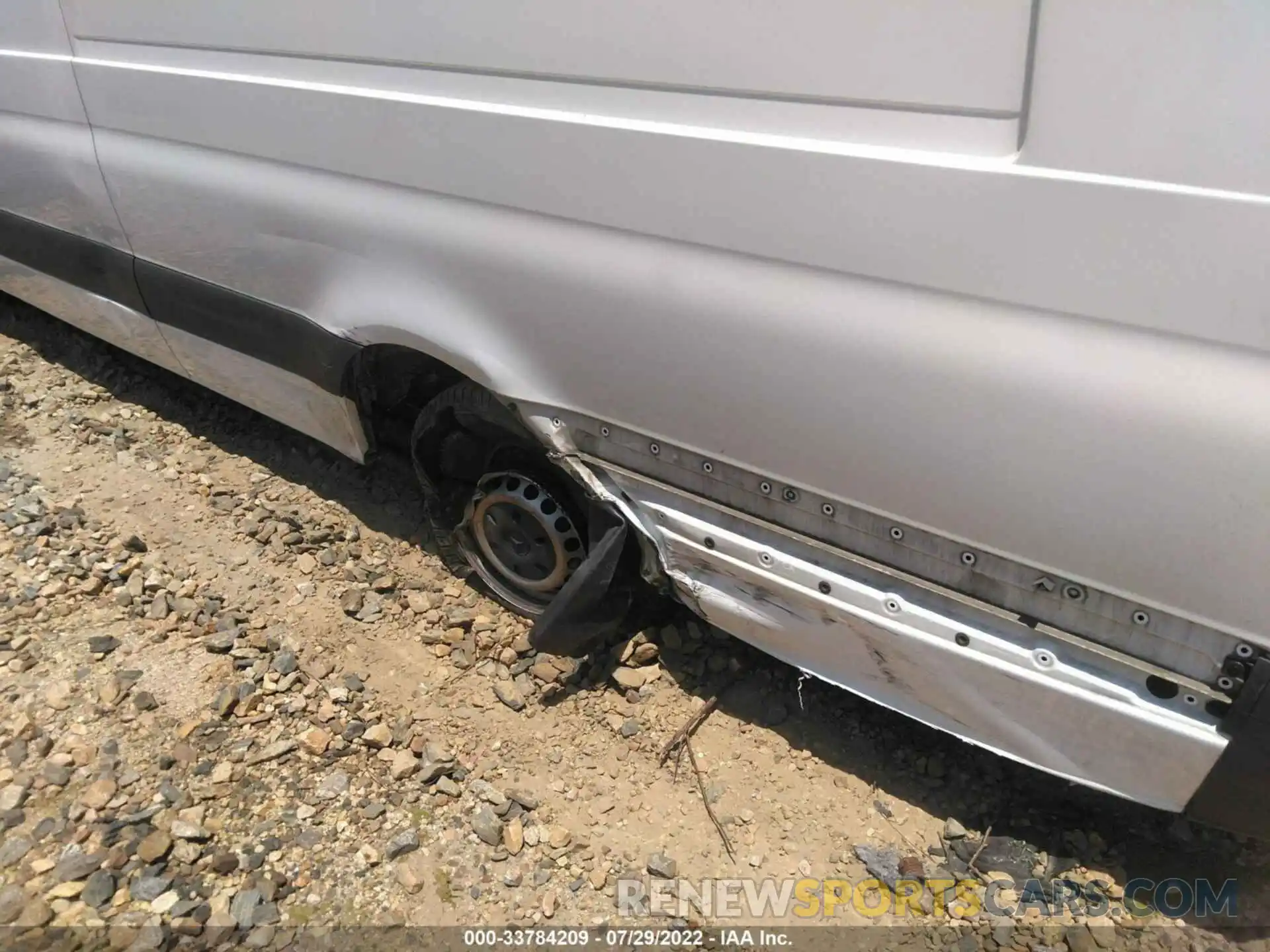 6 Photograph of a damaged car WD3PF1CD6KP179196 MERCEDES-BENZ SPRINTER CARGO VAN 2019