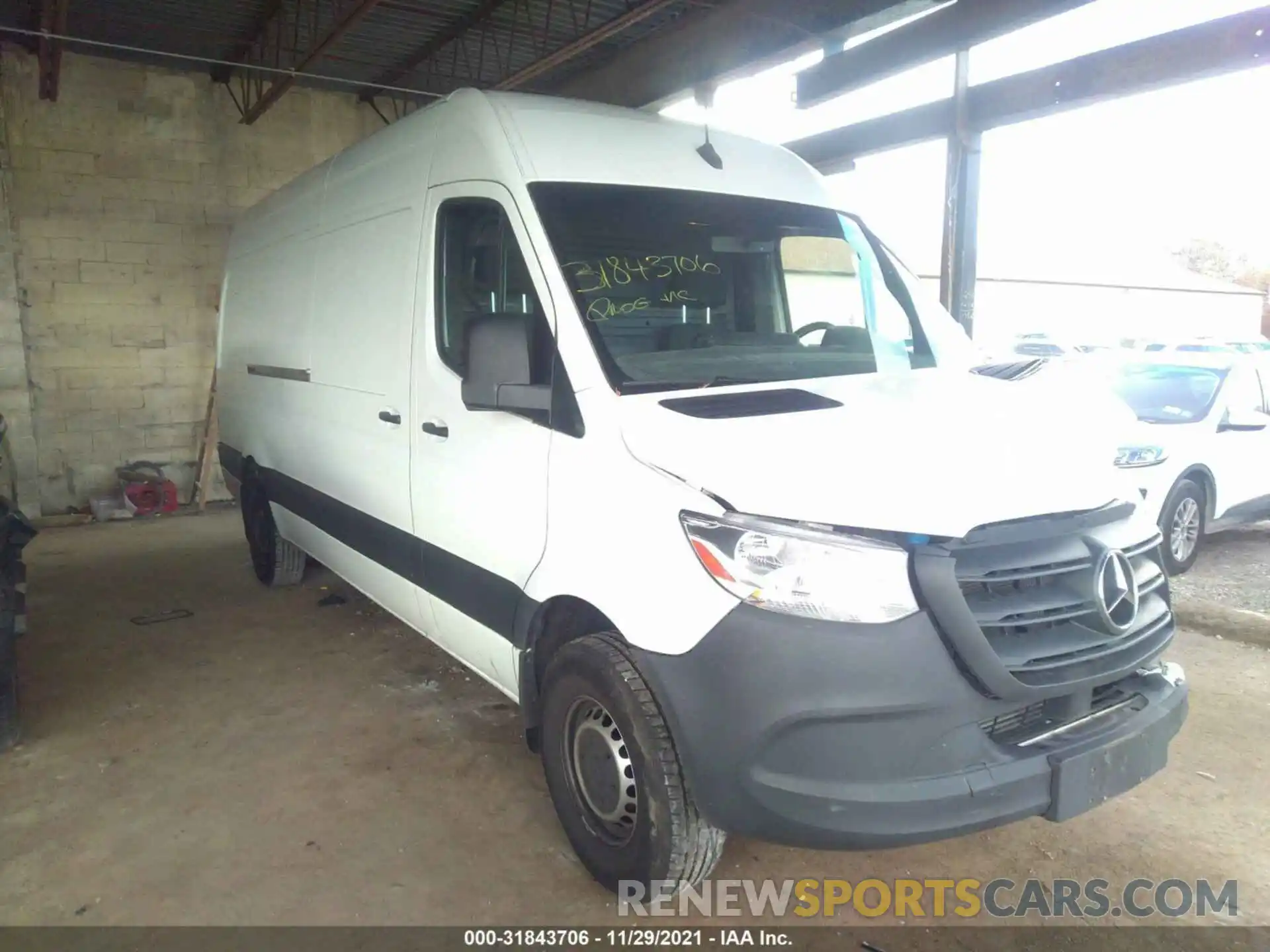 1 Photograph of a damaged car WD3PF1CD8KP032698 MERCEDES-BENZ SPRINTER CARGO VAN 2019