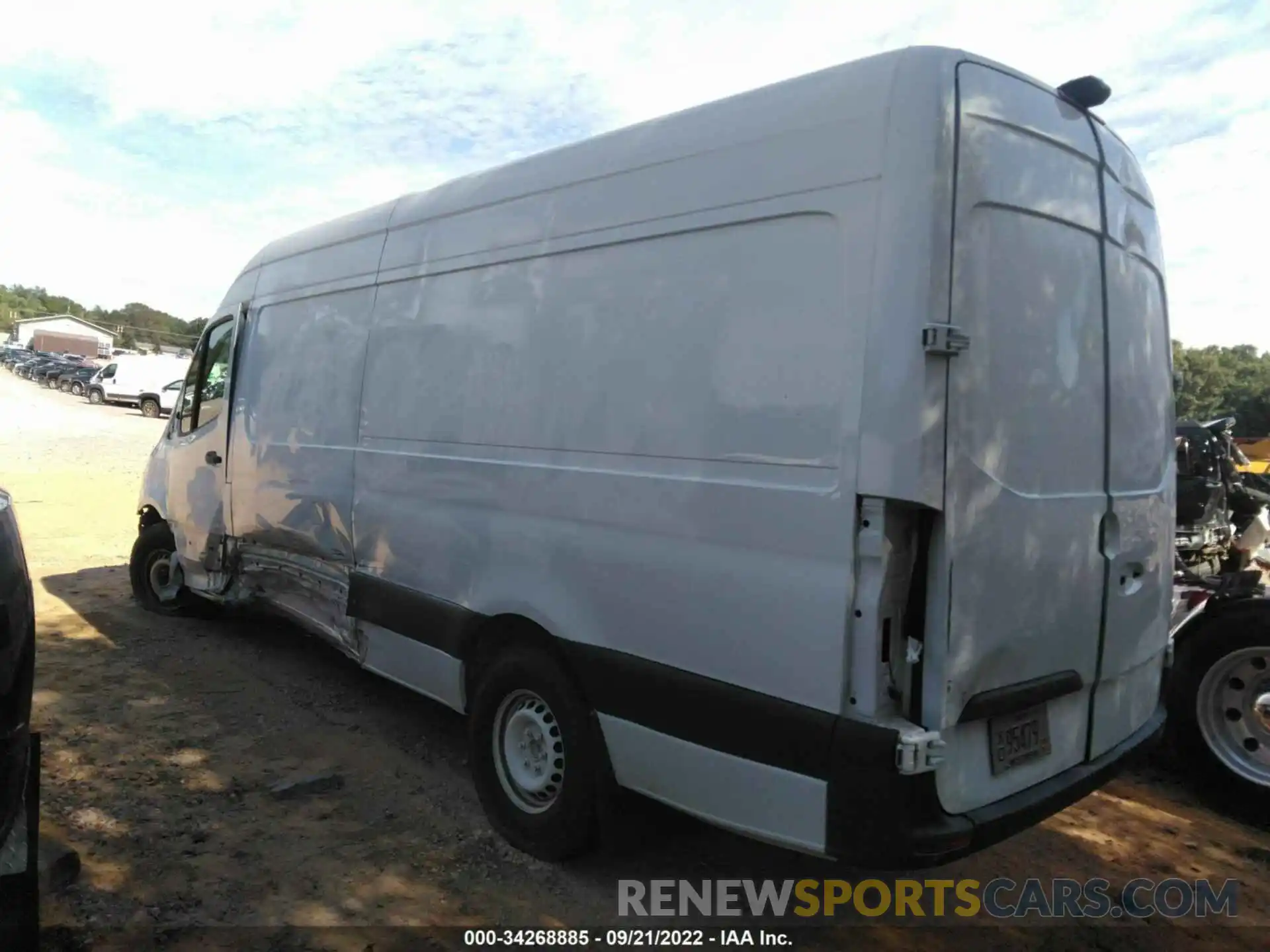 1 Фотография поврежденного автомобиля WD3PF1CD8KP064941 MERCEDES-BENZ SPRINTER CARGO VAN 2019