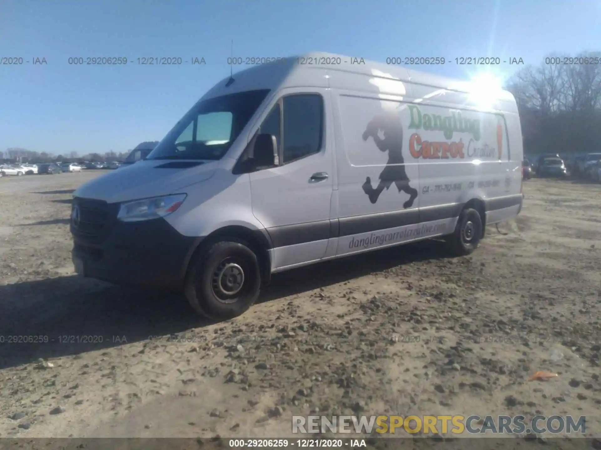 2 Фотография поврежденного автомобиля WD3PF1CD8KT014628 MERCEDES-BENZ SPRINTER CARGO VAN 2019