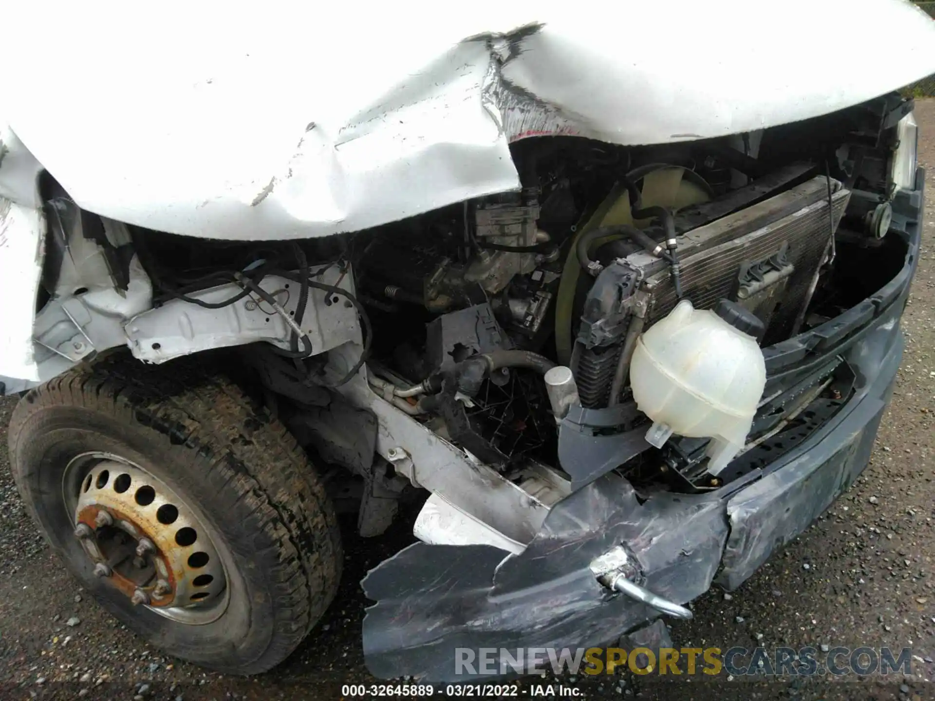 13 Photograph of a damaged car WD3PF4CDXKP028962 MERCEDES-BENZ SPRINTER CARGO VAN 2019