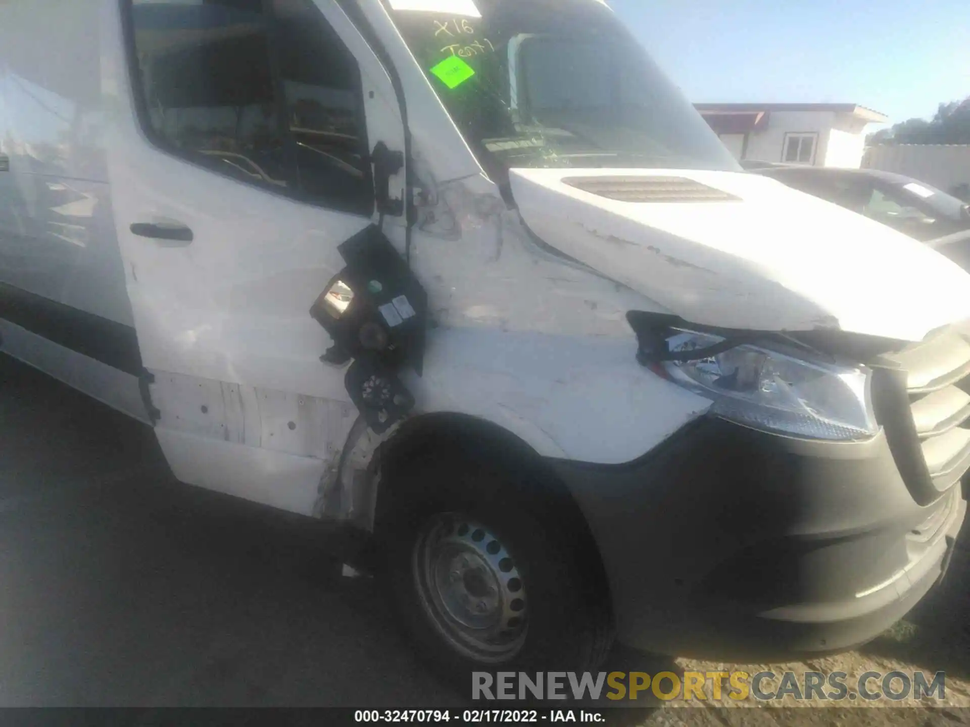 6 Photograph of a damaged car W1W4EDHY8LT023750 MERCEDES-BENZ SPRINTER CARGO VAN 2020