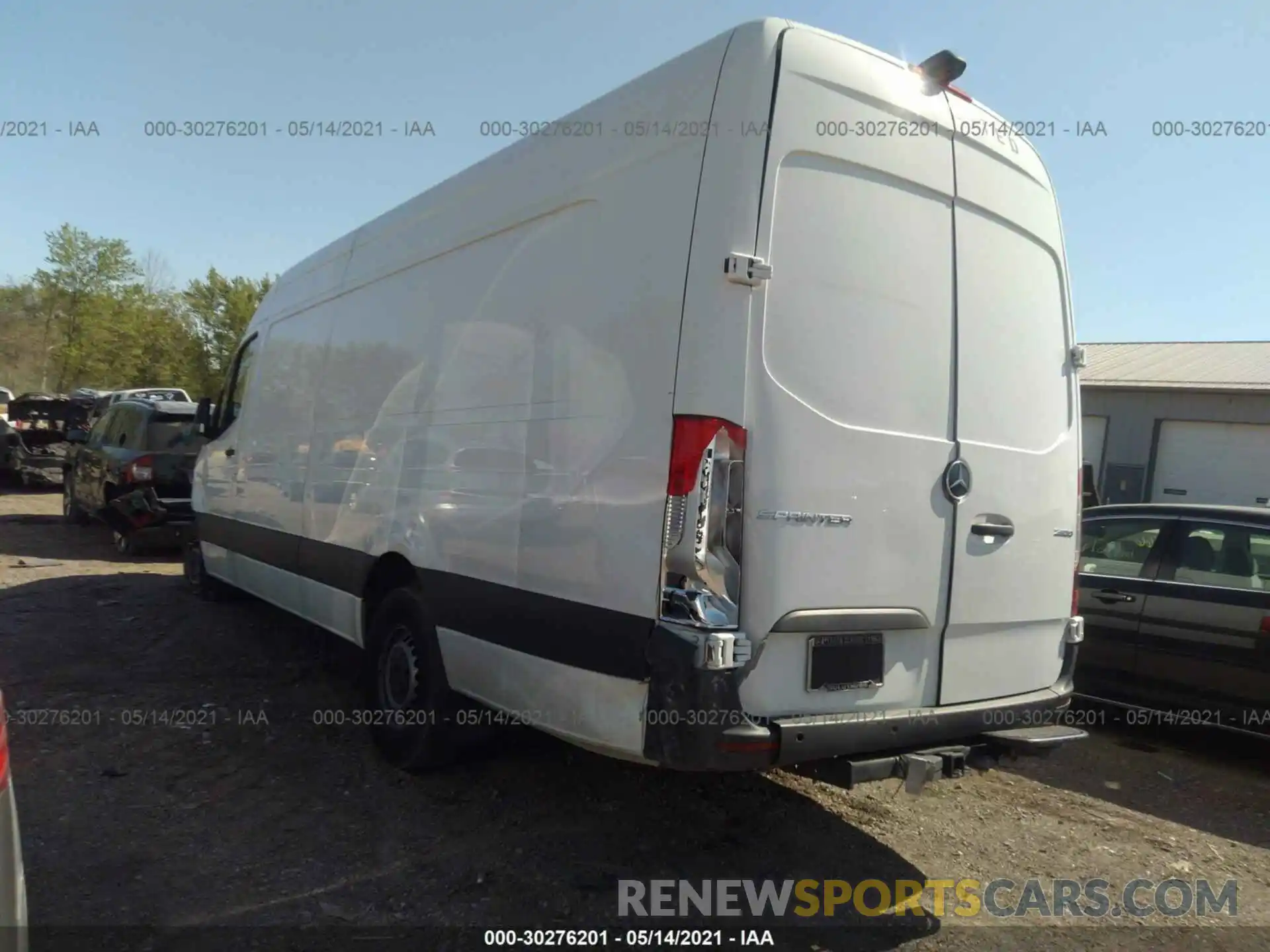 3 Photograph of a damaged car W1W4EDHY8LT024591 MERCEDES-BENZ SPRINTER CARGO VAN 2020