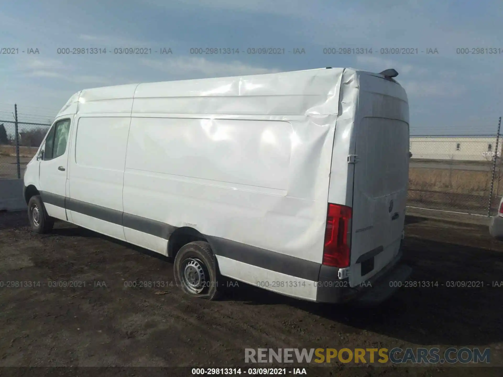 3 Photograph of a damaged car W1W4EDVY4LT023751 MERCEDES-BENZ SPRINTER CARGO VAN 2020