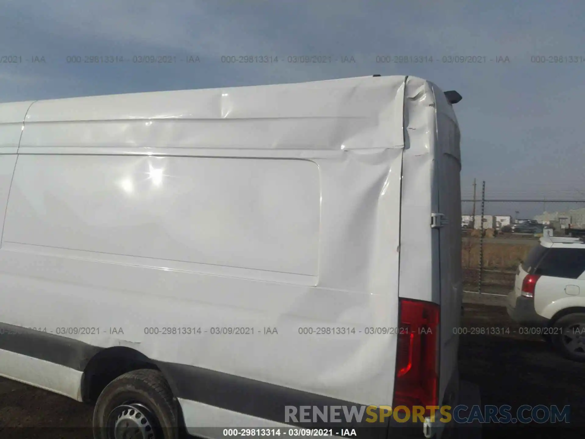 6 Photograph of a damaged car W1W4EDVY4LT023751 MERCEDES-BENZ SPRINTER CARGO VAN 2020