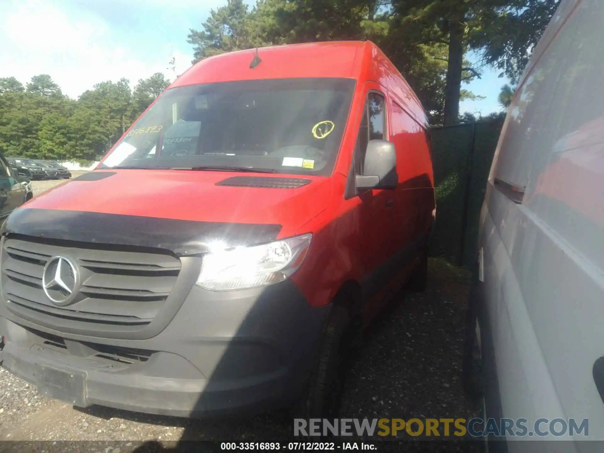 2 Photograph of a damaged car W1W70BGY2LT036186 MERCEDES-BENZ SPRINTER CARGO VAN 2020