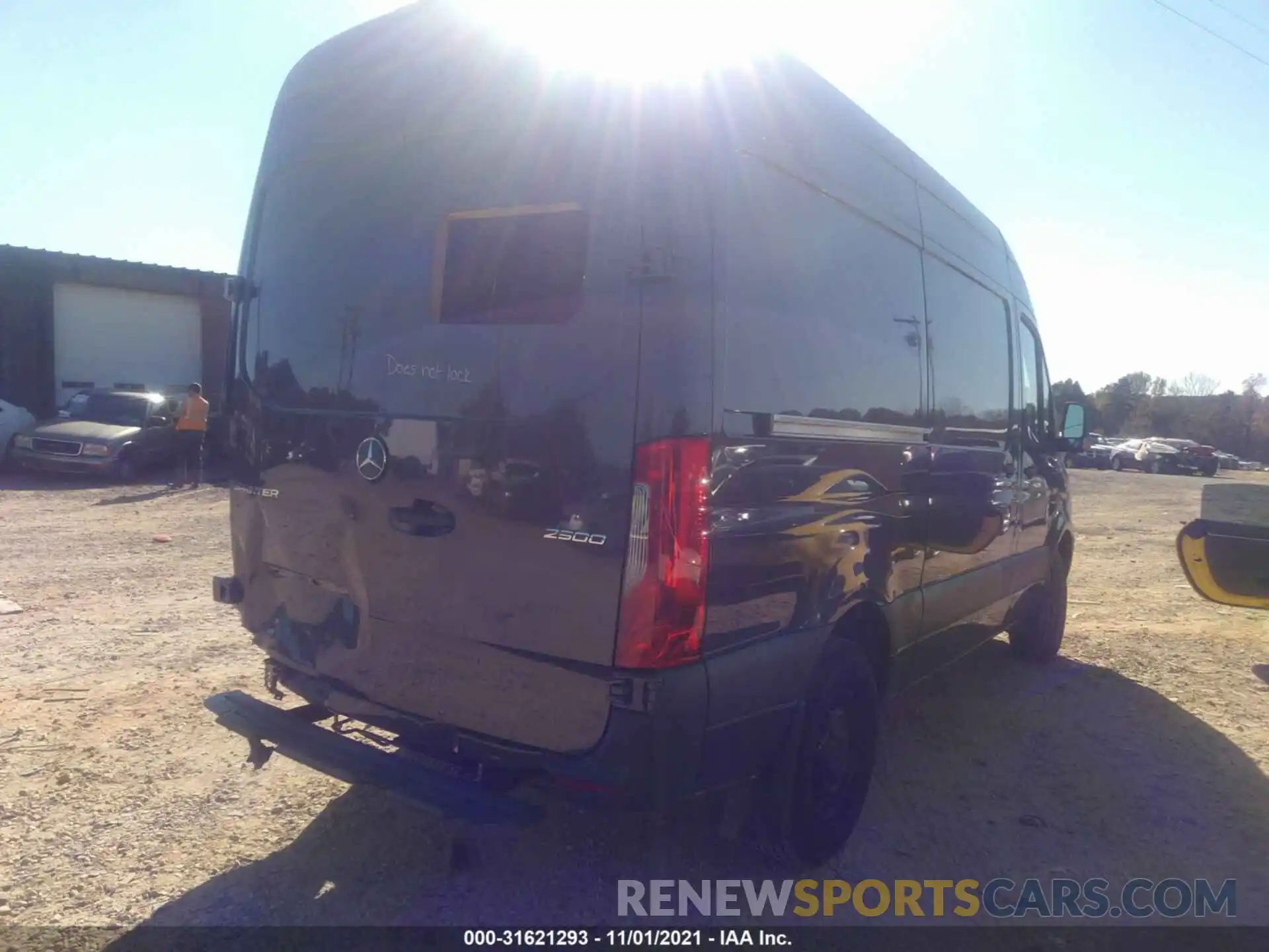 4 Photograph of a damaged car W1Y40BHY8LT035259 MERCEDES-BENZ SPRINTER CARGO VAN 2020