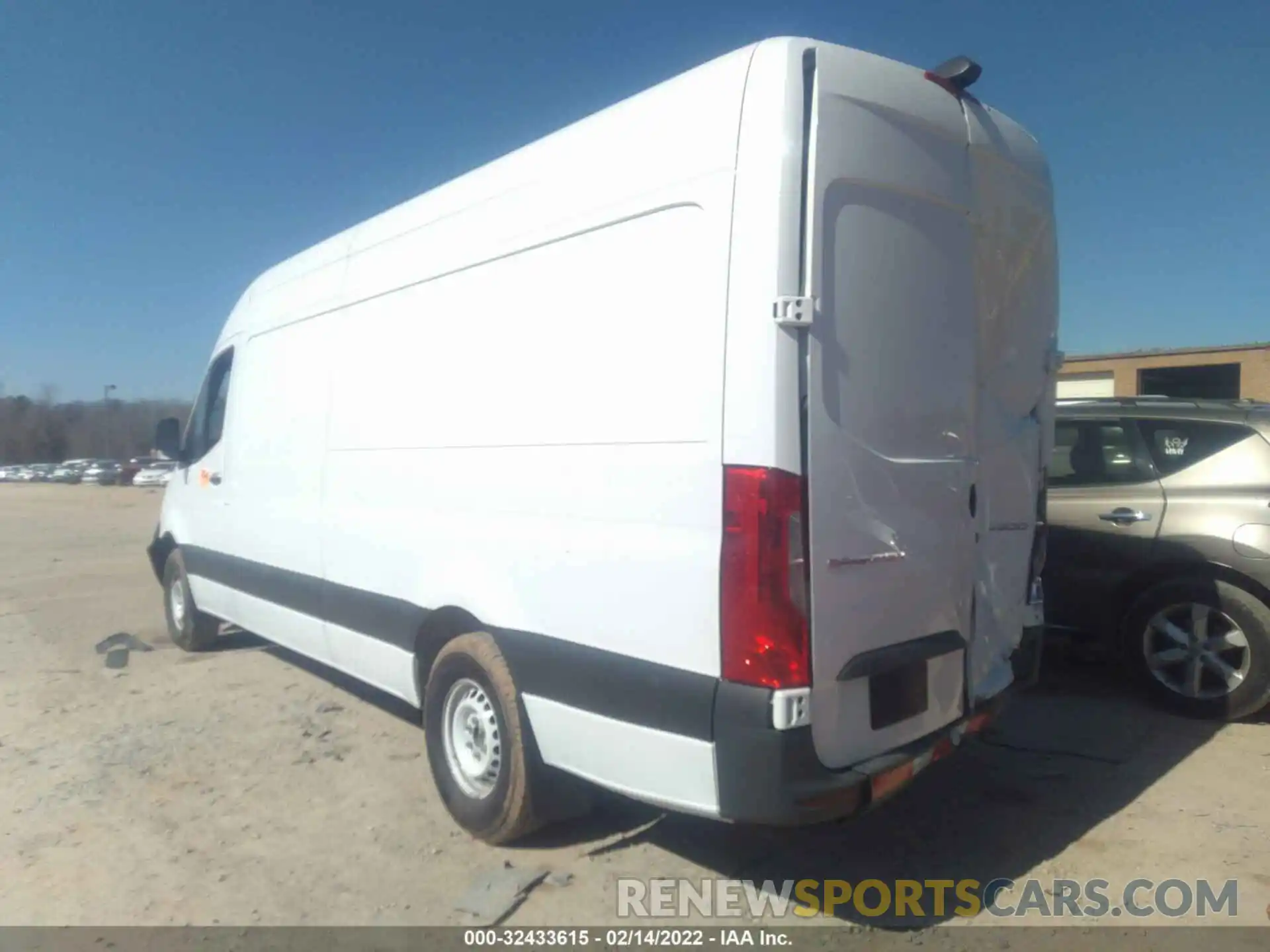 3 Фотография поврежденного автомобиля W1Y40CHY9LT029329 MERCEDES-BENZ SPRINTER CARGO VAN 2020