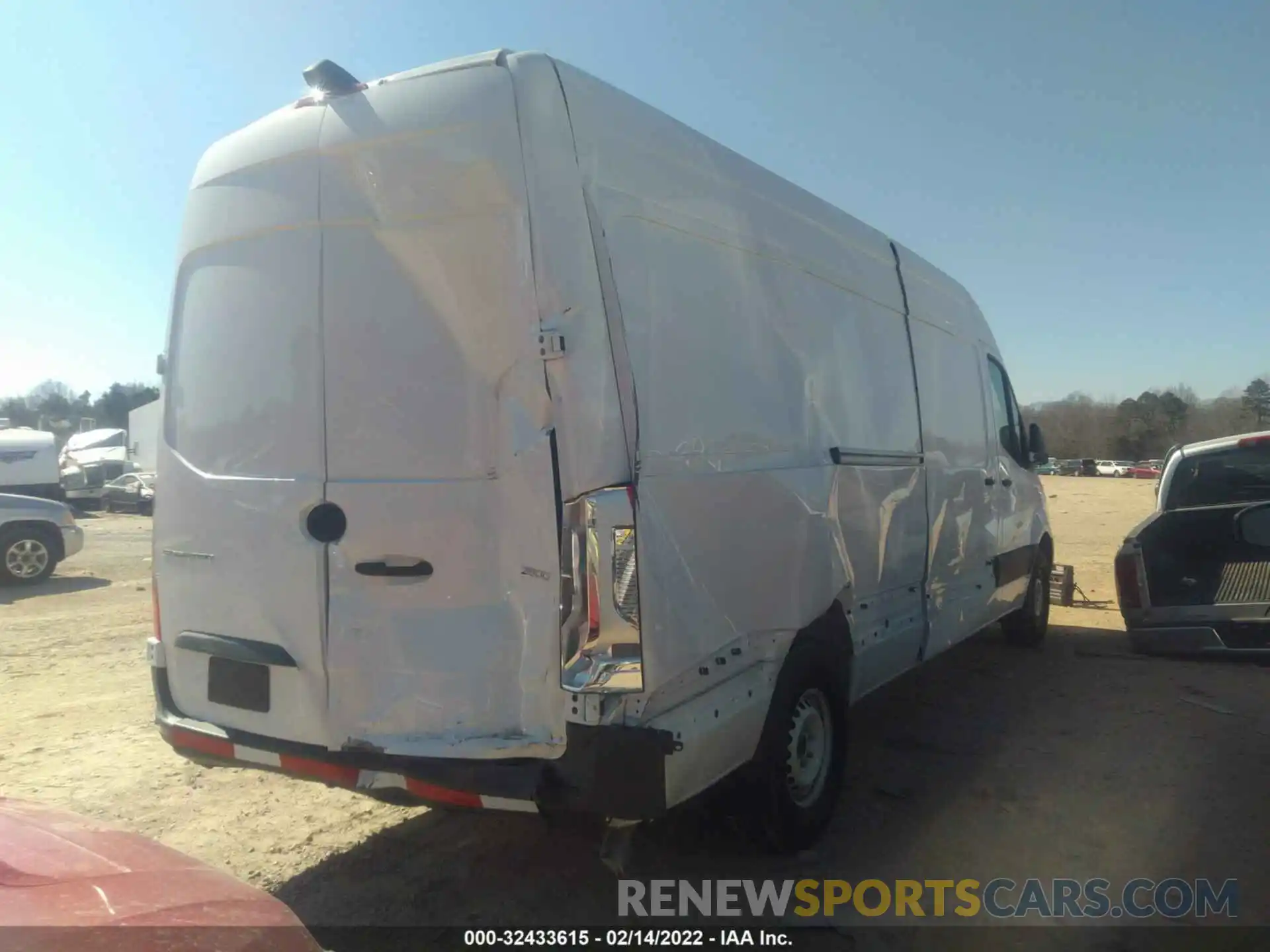 4 Photograph of a damaged car W1Y40CHY9LT029329 MERCEDES-BENZ SPRINTER CARGO VAN 2020