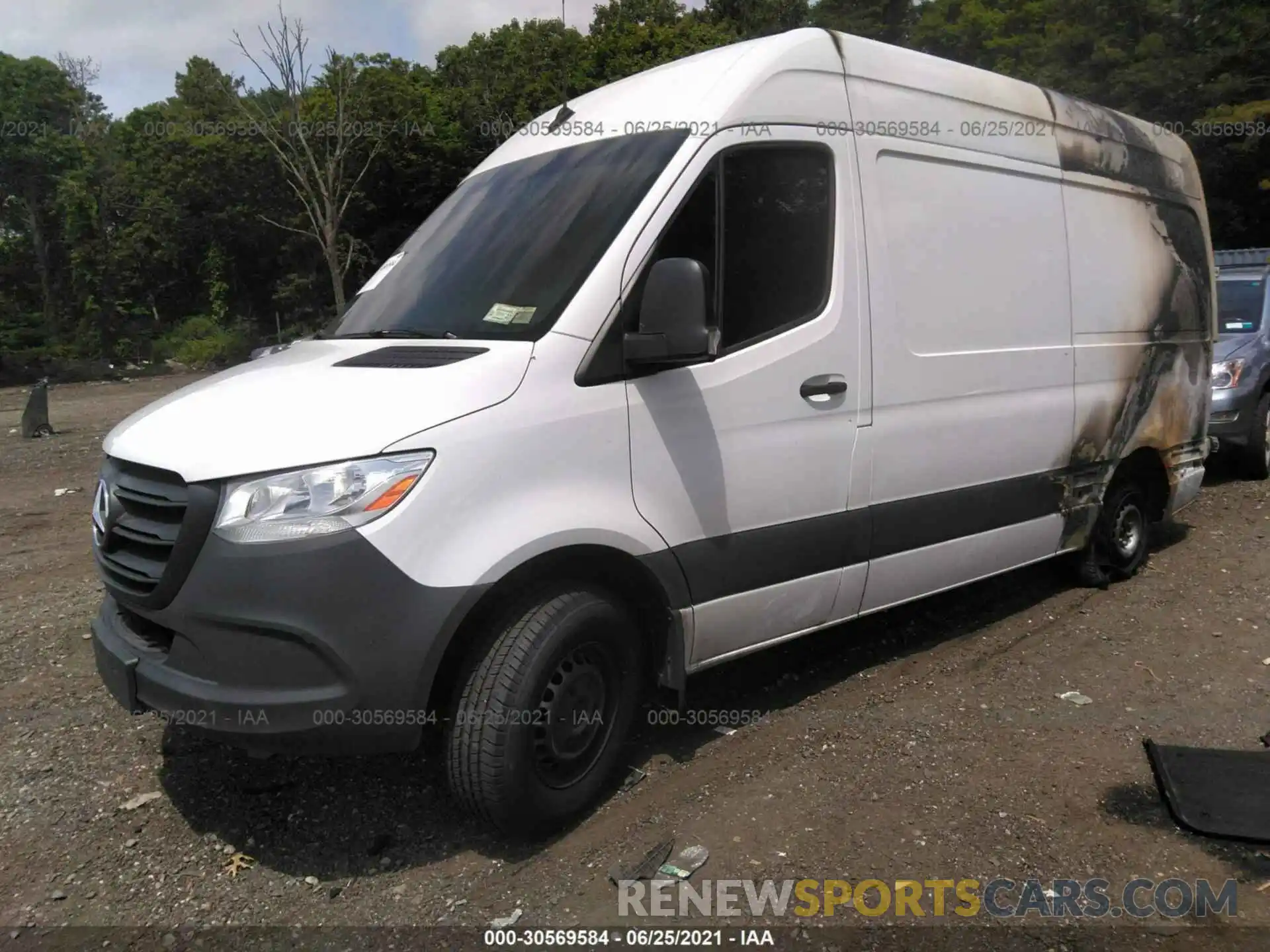 2 Photograph of a damaged car W1Y4EBHY0LP209528 MERCEDES-BENZ SPRINTER CARGO VAN 2020