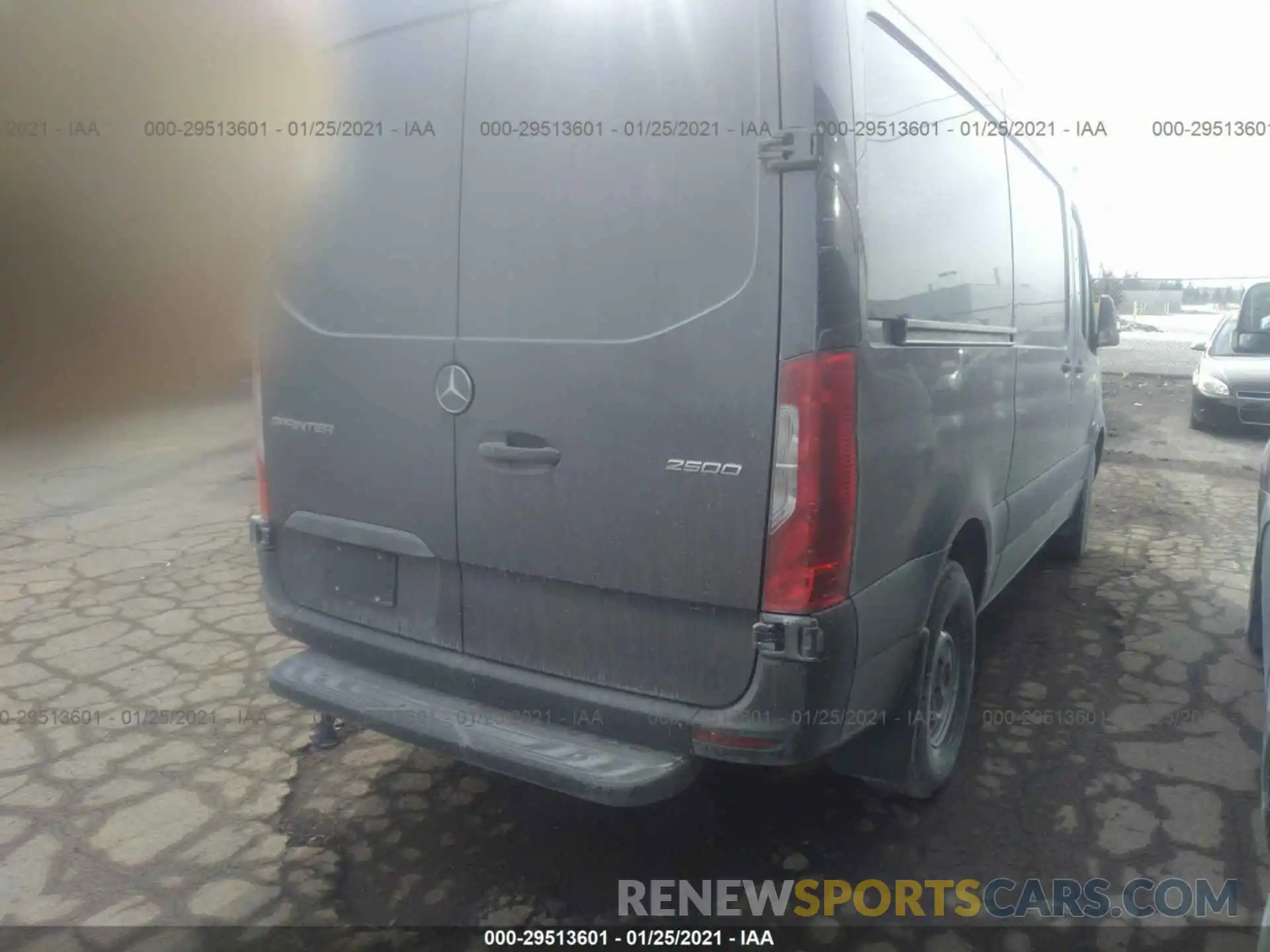 4 Photograph of a damaged car W1Y4EBHY0LT042885 MERCEDES-BENZ SPRINTER CARGO VAN 2020