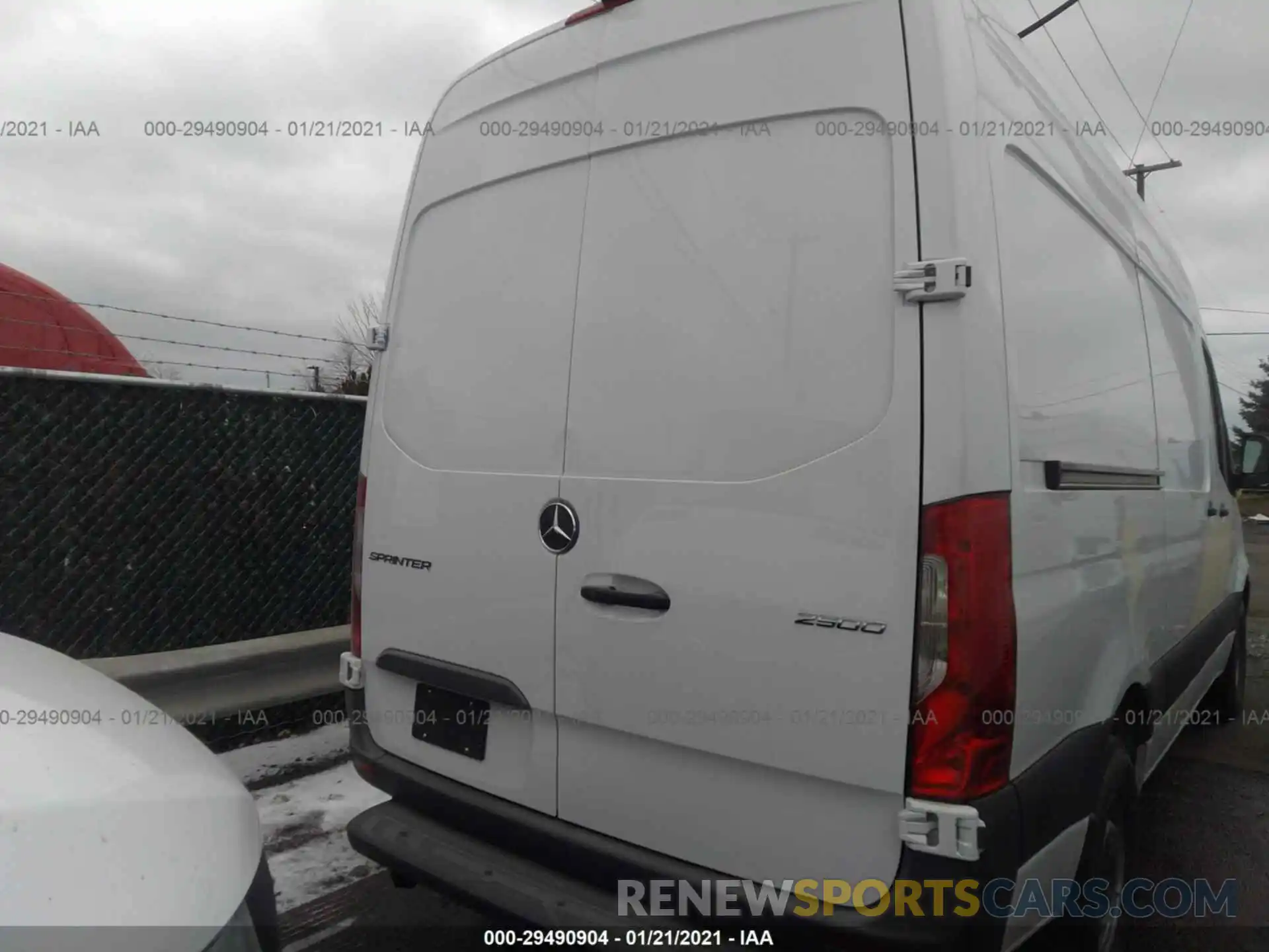 6 Фотография поврежденного автомобиля W1Y4EBHY1LT042958 MERCEDES-BENZ SPRINTER CARGO VAN 2020