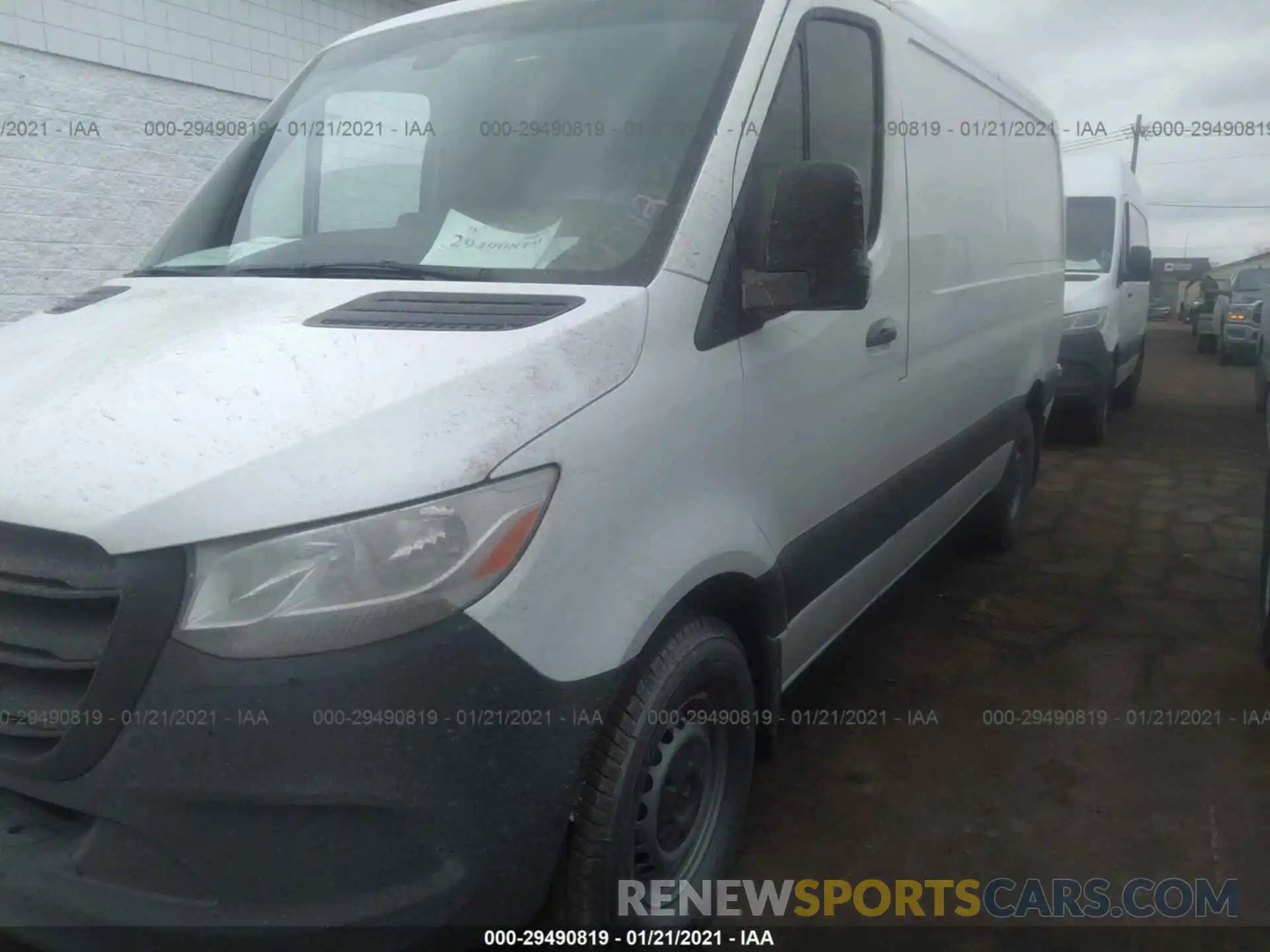 2 Фотография поврежденного автомобиля W1Y4EBHY1LT043625 MERCEDES-BENZ SPRINTER CARGO VAN 2020