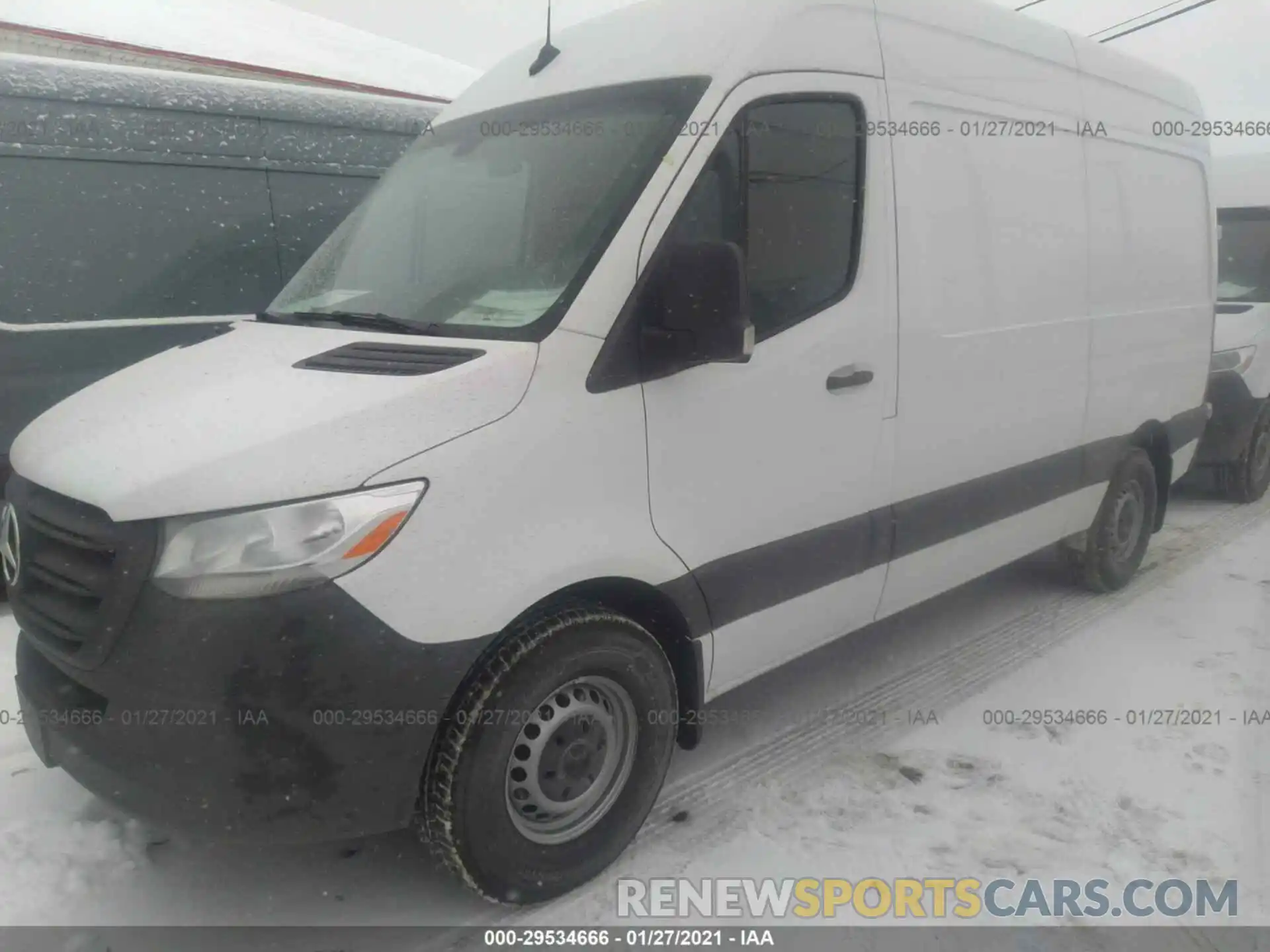 2 Фотография поврежденного автомобиля W1Y4EBHY2LT042452 MERCEDES-BENZ SPRINTER CARGO VAN 2020