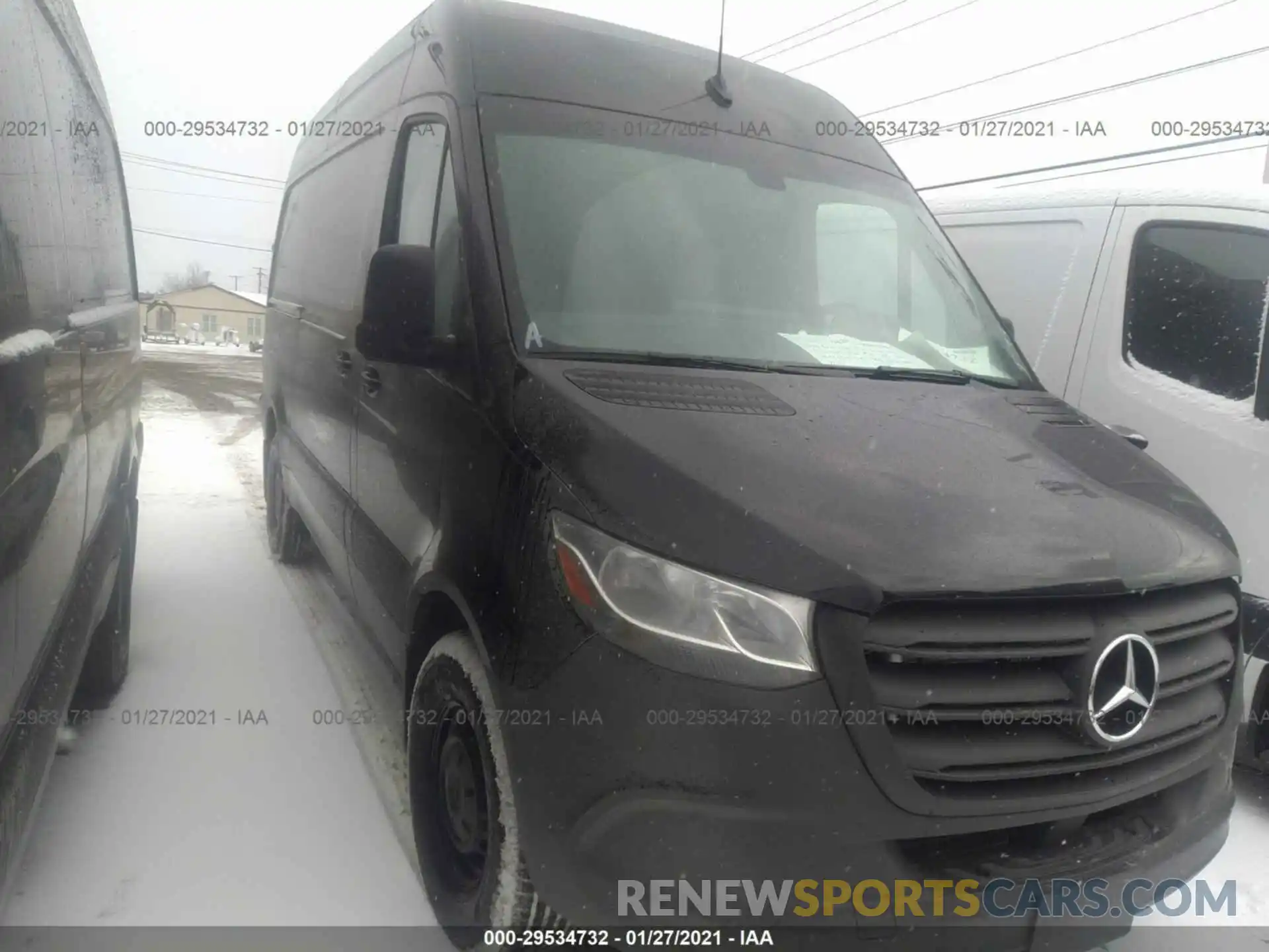 1 Фотография поврежденного автомобиля W1Y4EBHY3LT043626 MERCEDES-BENZ SPRINTER CARGO VAN 2020