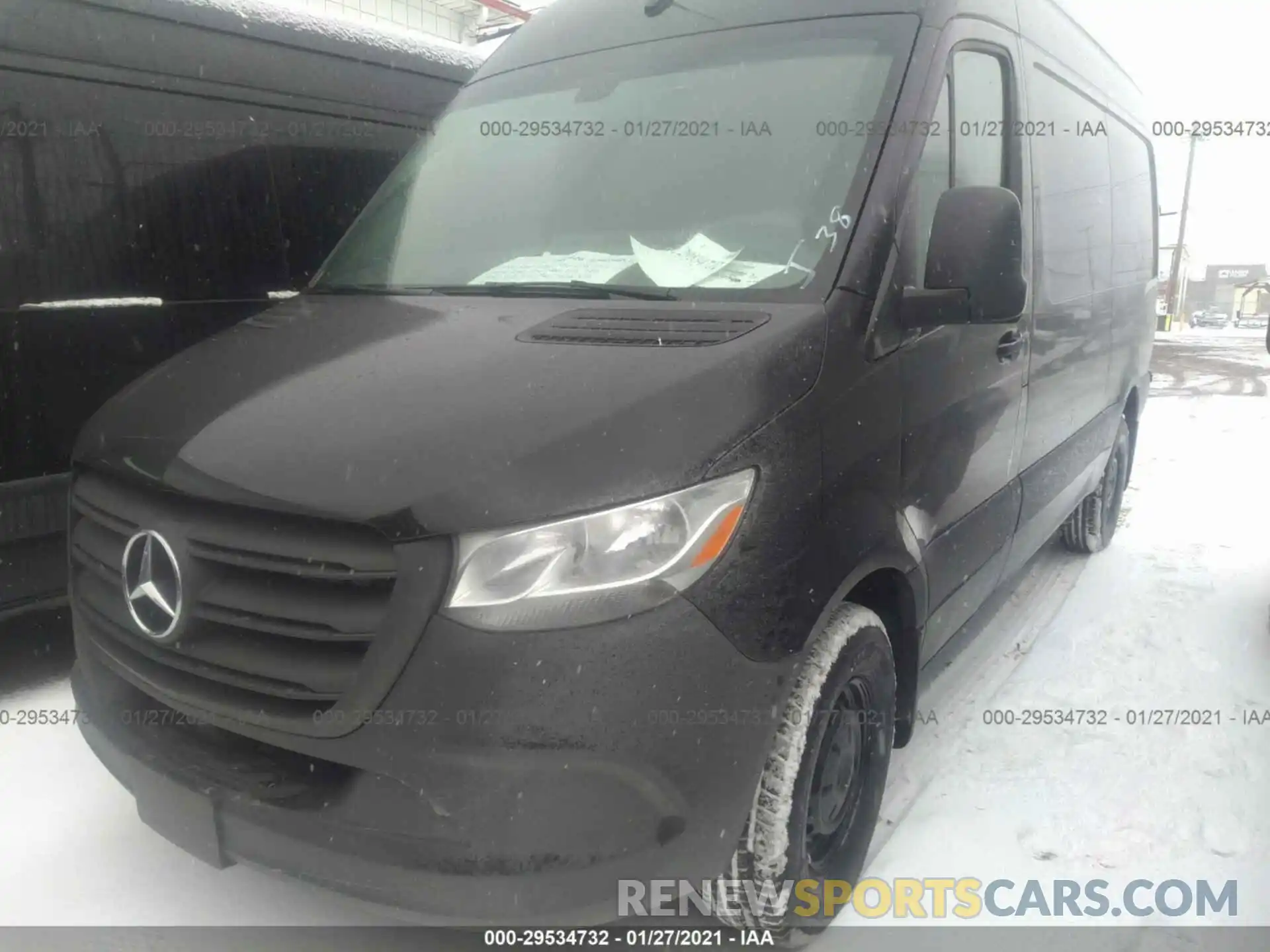 2 Фотография поврежденного автомобиля W1Y4EBHY3LT043626 MERCEDES-BENZ SPRINTER CARGO VAN 2020