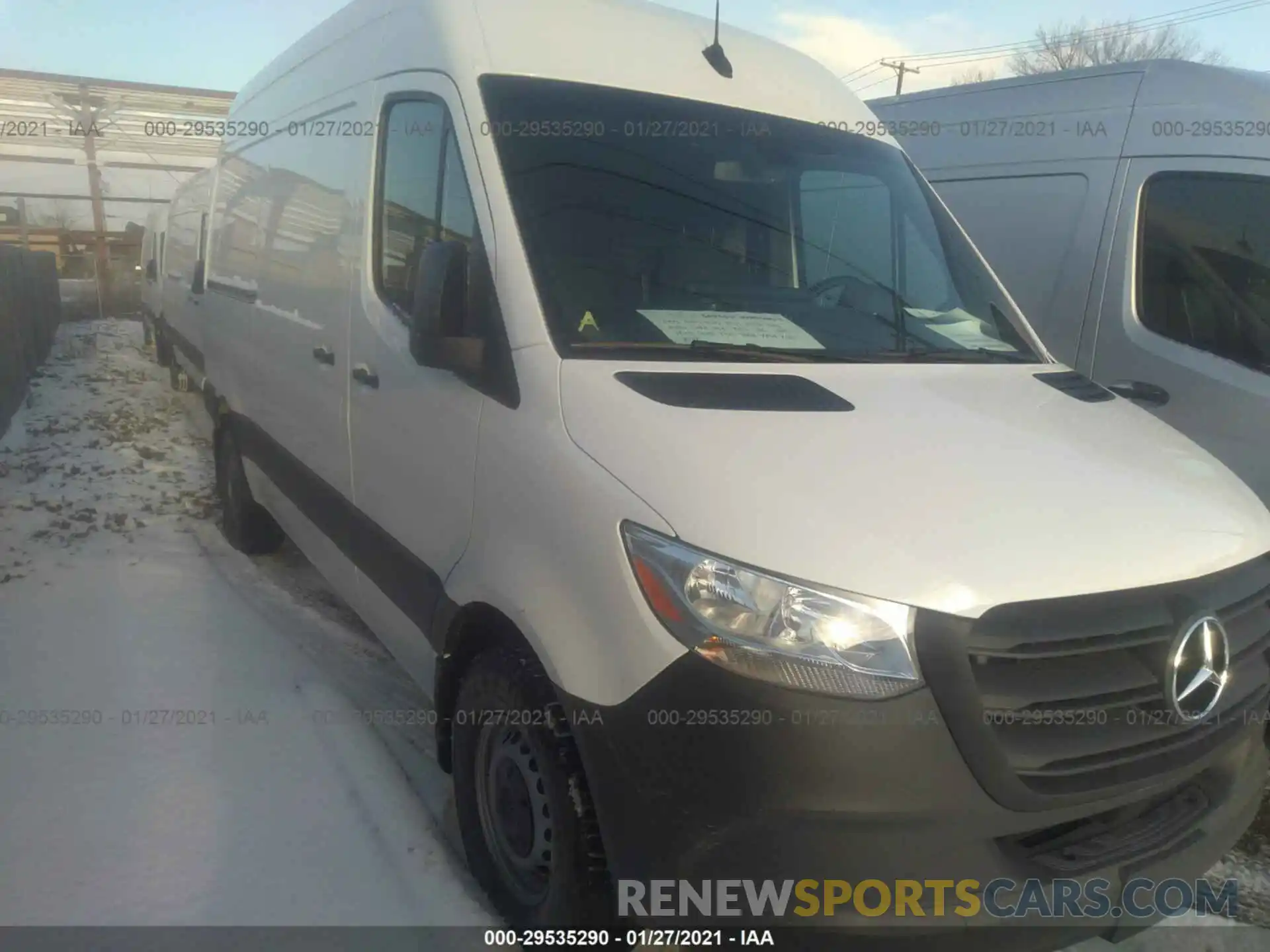 1 Фотография поврежденного автомобиля W1Y4EBHY4LT042453 MERCEDES-BENZ SPRINTER CARGO VAN 2020