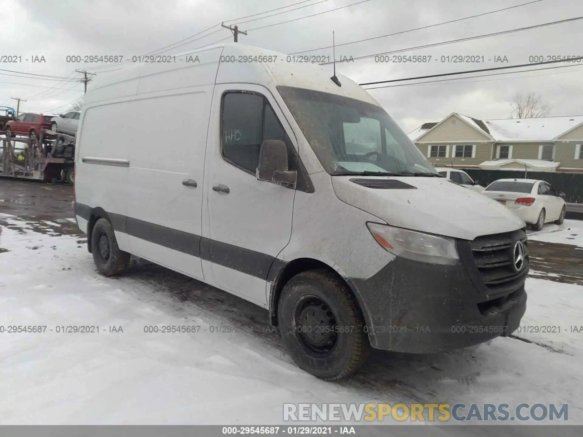 1 Фотография поврежденного автомобиля W1Y4EBHY6LT042454 MERCEDES-BENZ SPRINTER CARGO VAN 2020