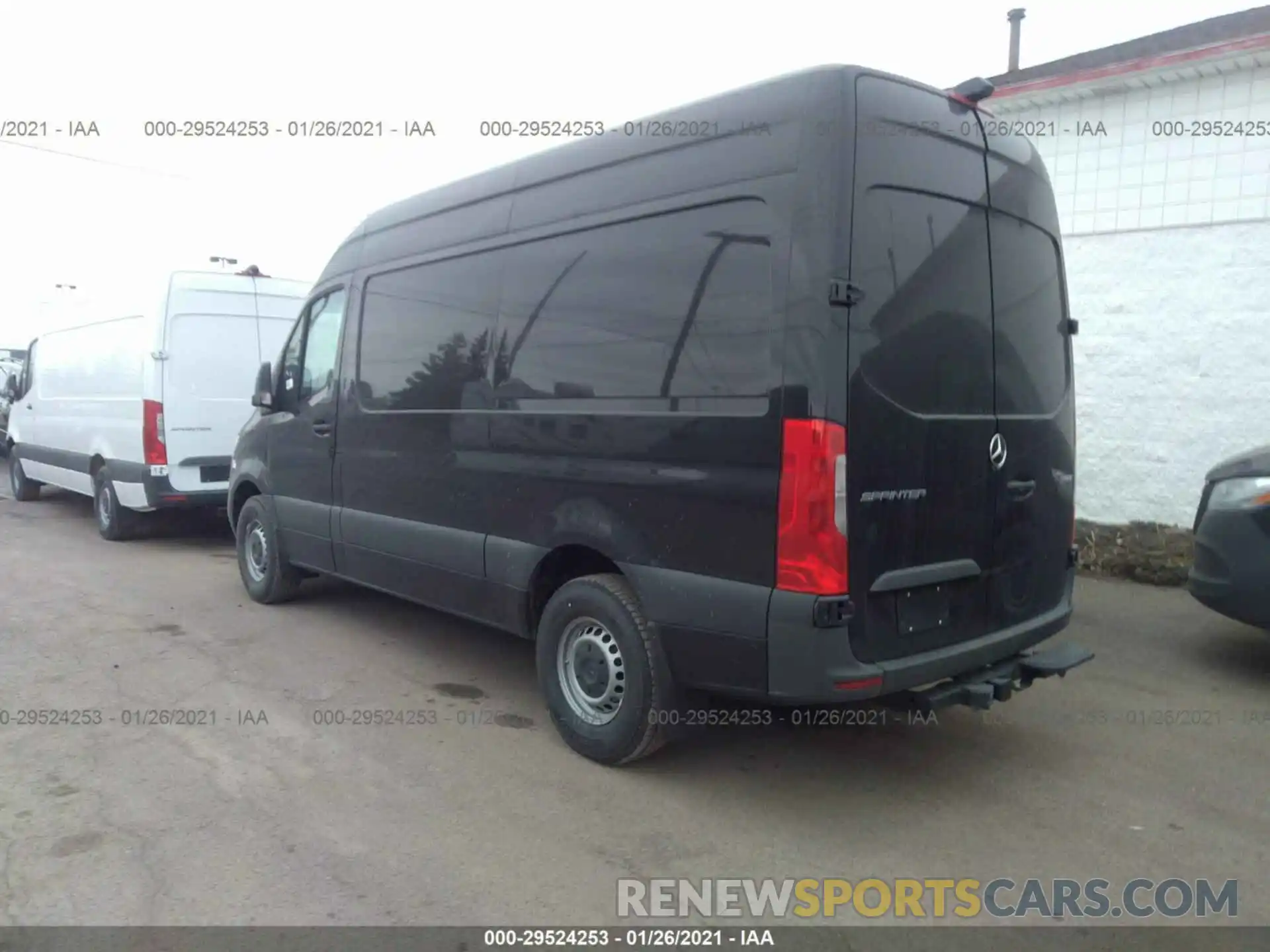 3 Фотография поврежденного автомобиля W1Y4EBHY6LT043801 MERCEDES-BENZ SPRINTER CARGO VAN 2020