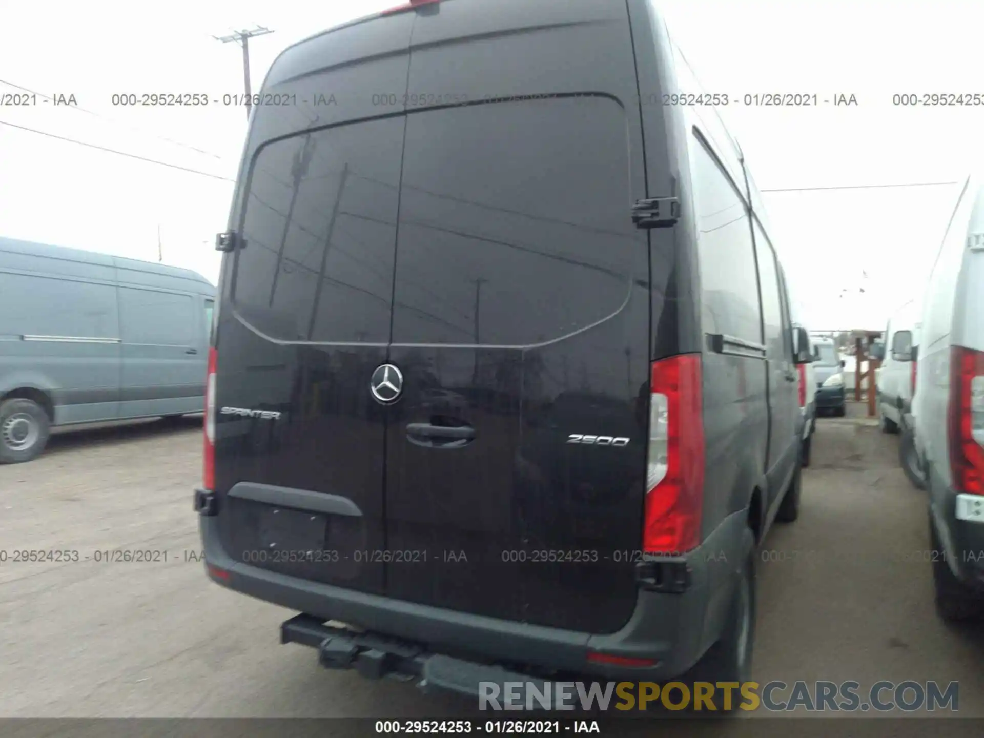 6 Фотография поврежденного автомобиля W1Y4EBHY6LT043801 MERCEDES-BENZ SPRINTER CARGO VAN 2020