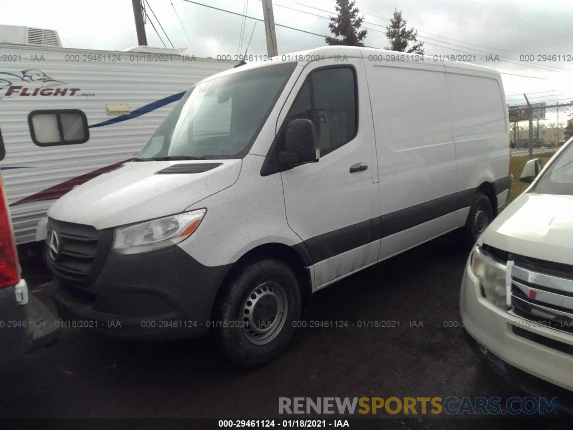 2 Фотография поврежденного автомобиля W1Y4EBHY7LT042382 MERCEDES-BENZ SPRINTER CARGO VAN 2020