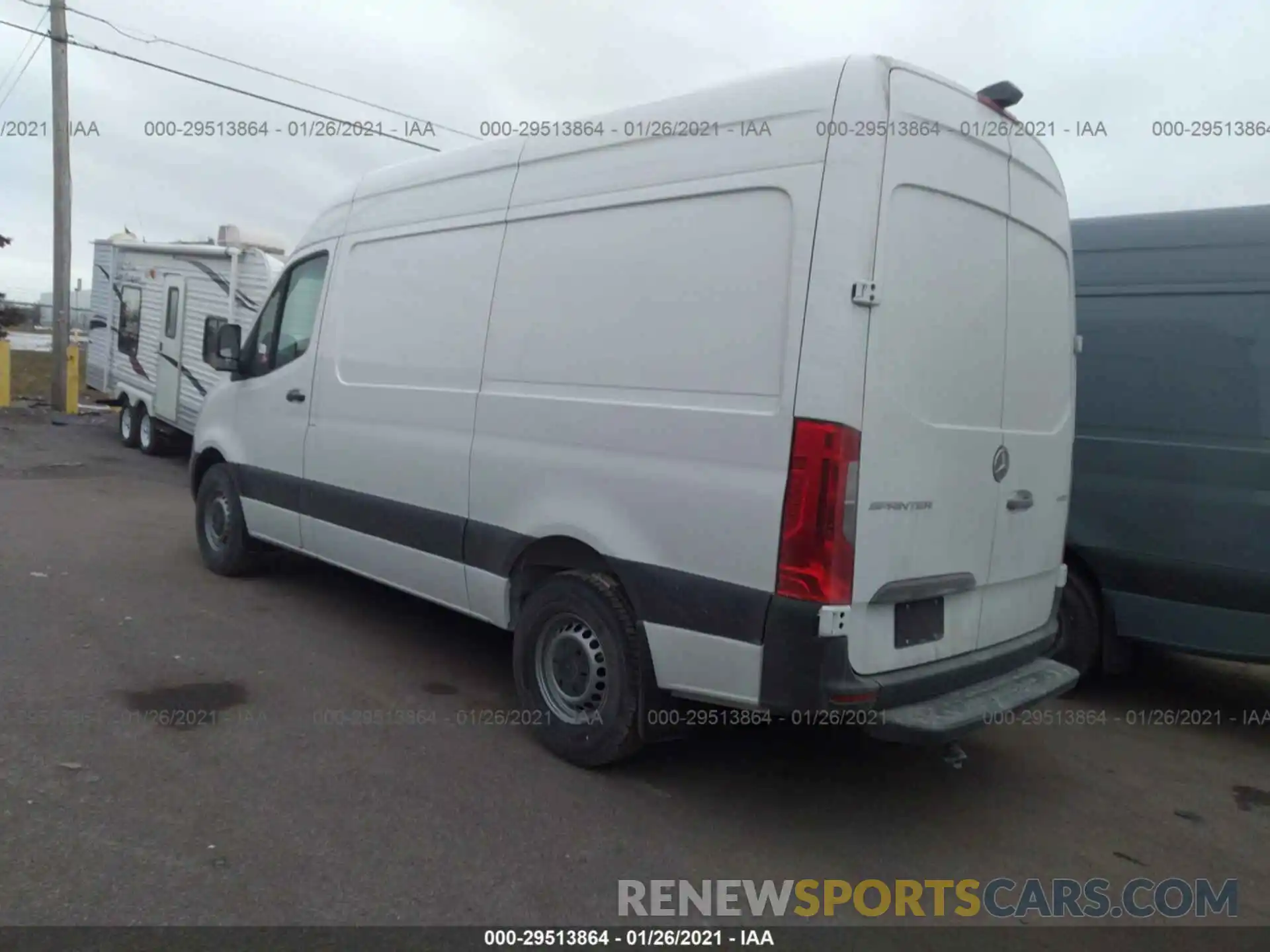 3 Фотография поврежденного автомобиля W1Y4EBHY9LT042383 MERCEDES-BENZ SPRINTER CARGO VAN 2020