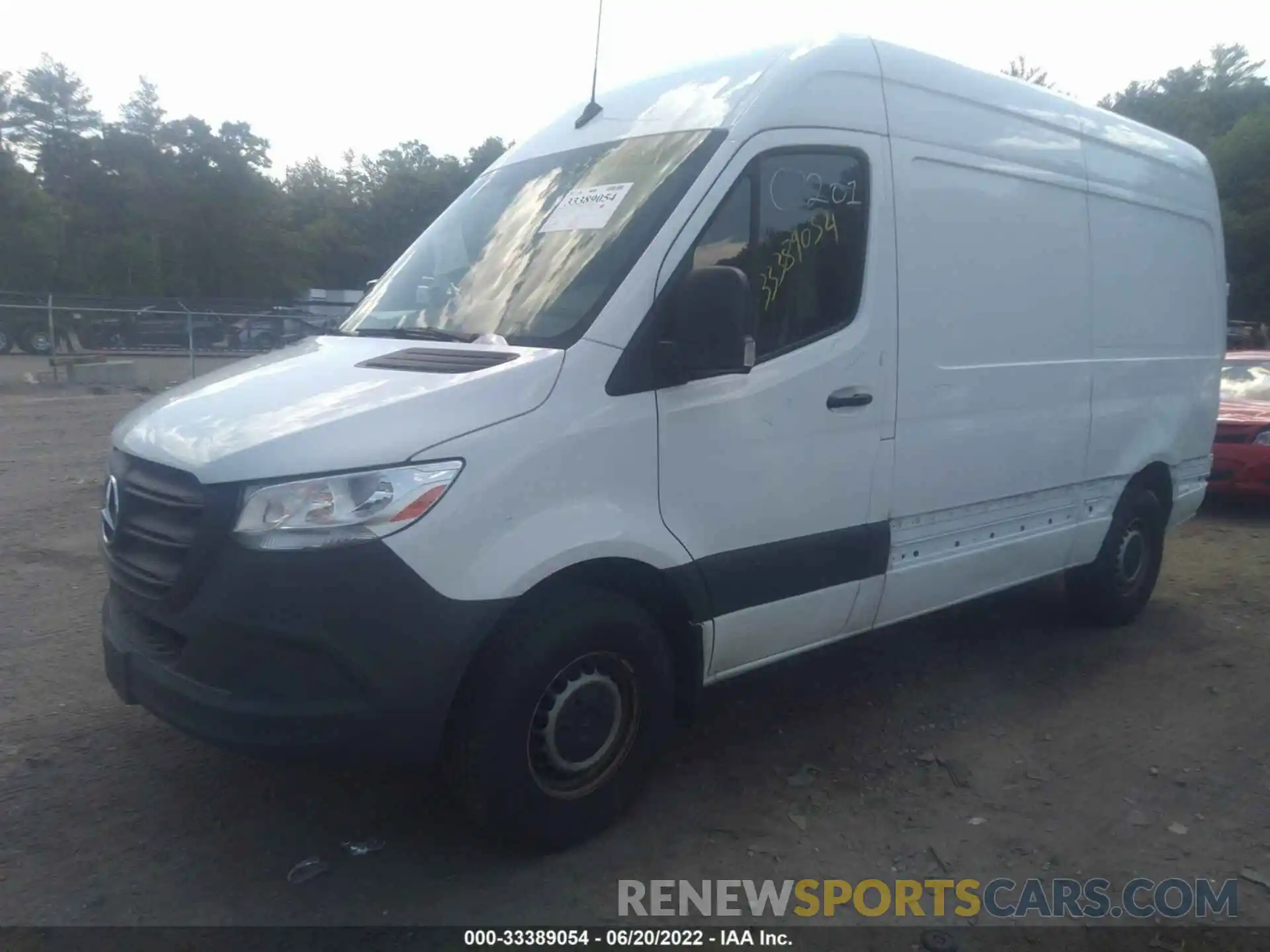 2 Photograph of a damaged car W1Y4EBHYXLT026077 MERCEDES-BENZ SPRINTER CARGO VAN 2020