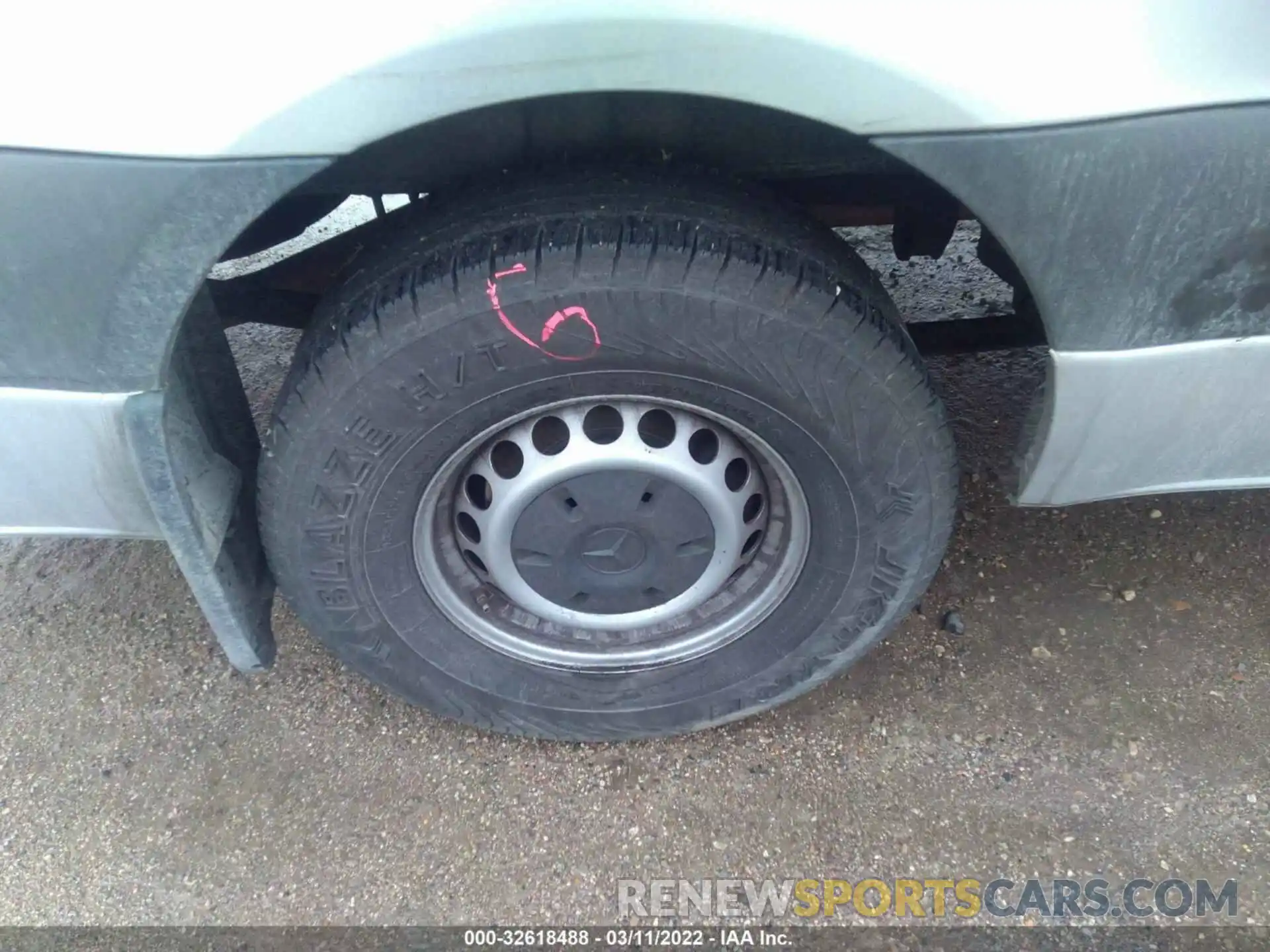 14 Photograph of a damaged car W1Y4ECHY1LT026023 MERCEDES-BENZ SPRINTER CARGO VAN 2020