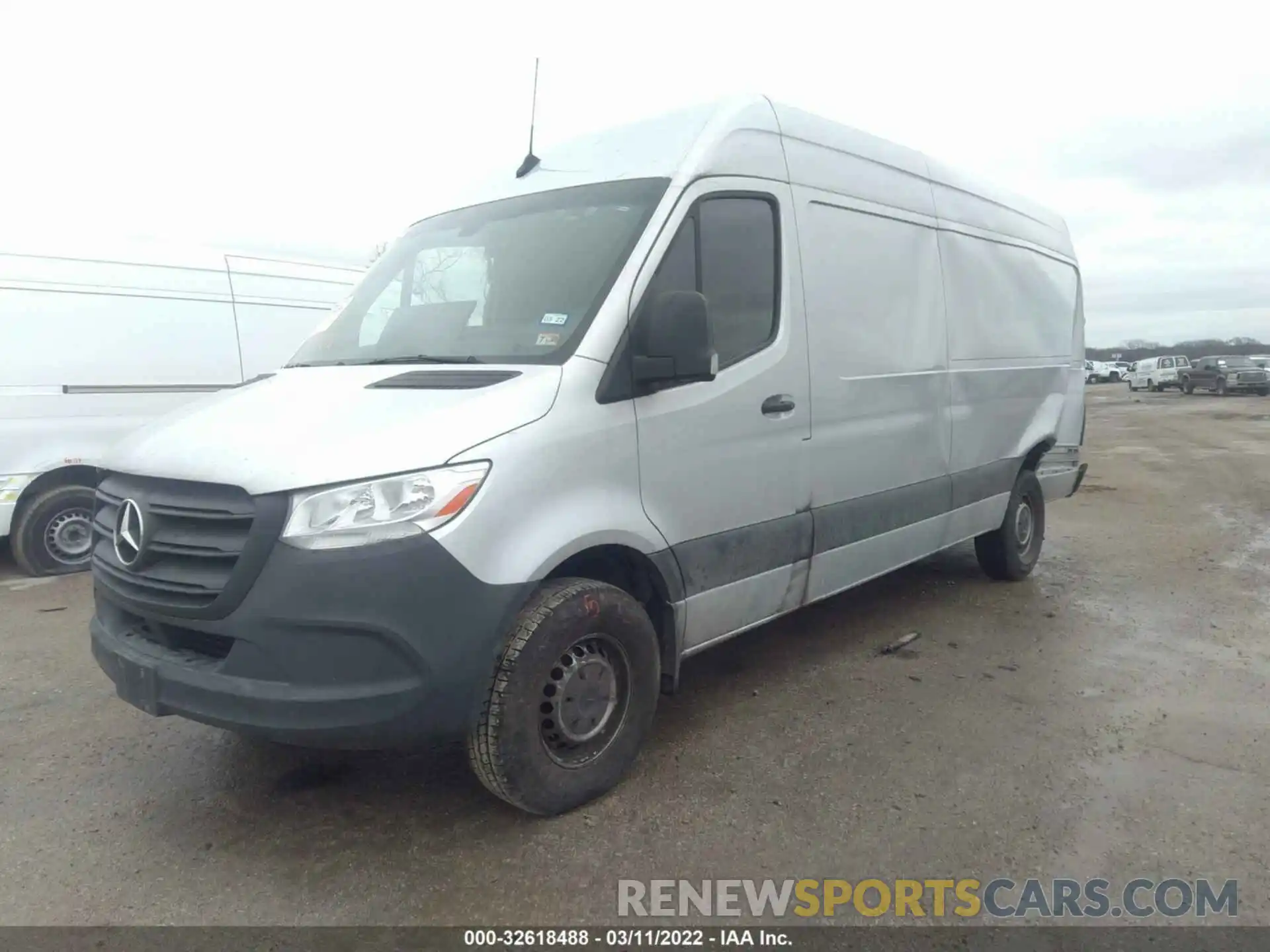 2 Фотография поврежденного автомобиля W1Y4ECHY1LT026023 MERCEDES-BENZ SPRINTER CARGO VAN 2020