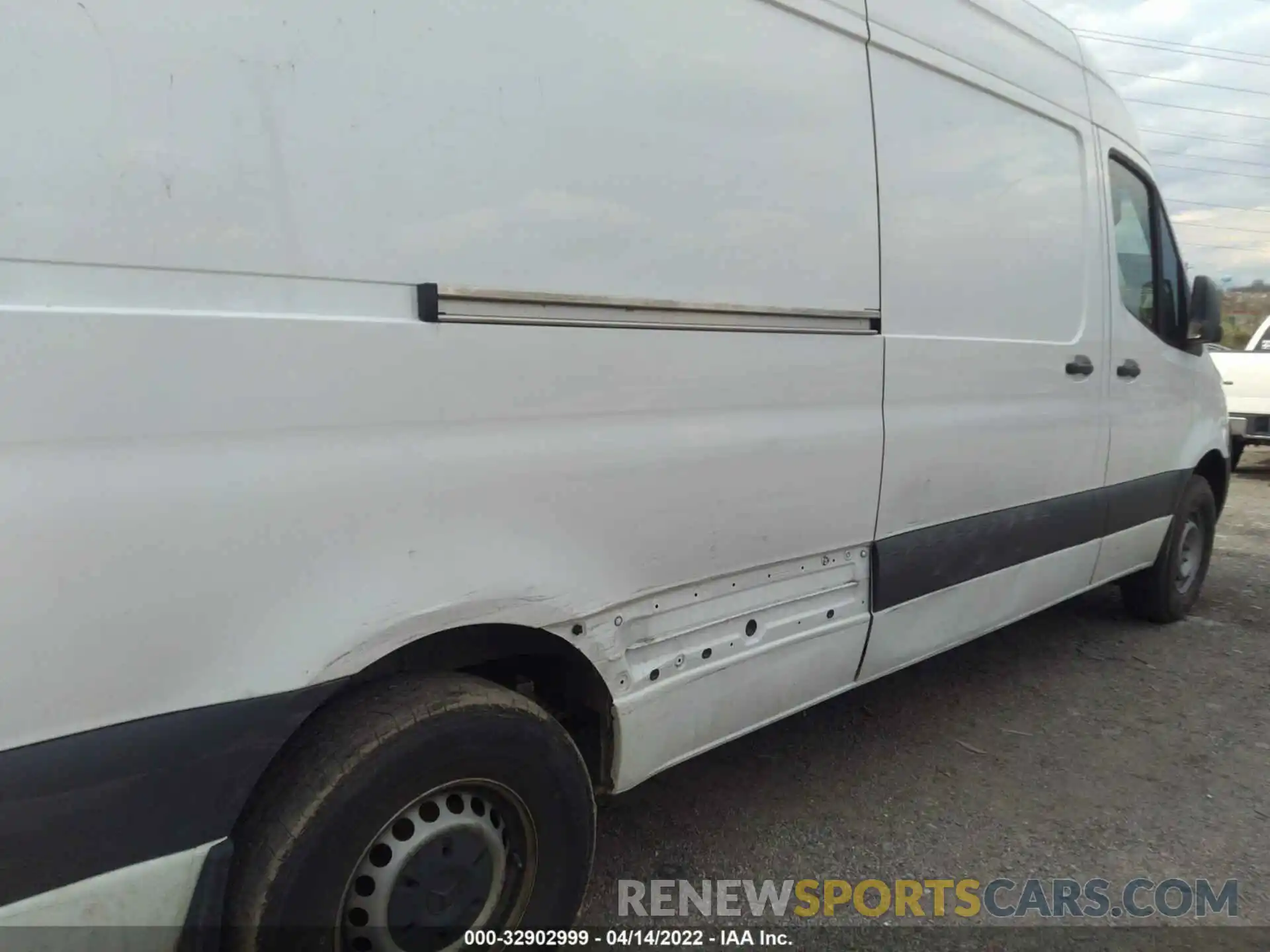 6 Фотография поврежденного автомобиля W1Y4ECHY2LT020974 MERCEDES-BENZ SPRINTER CARGO VAN 2020