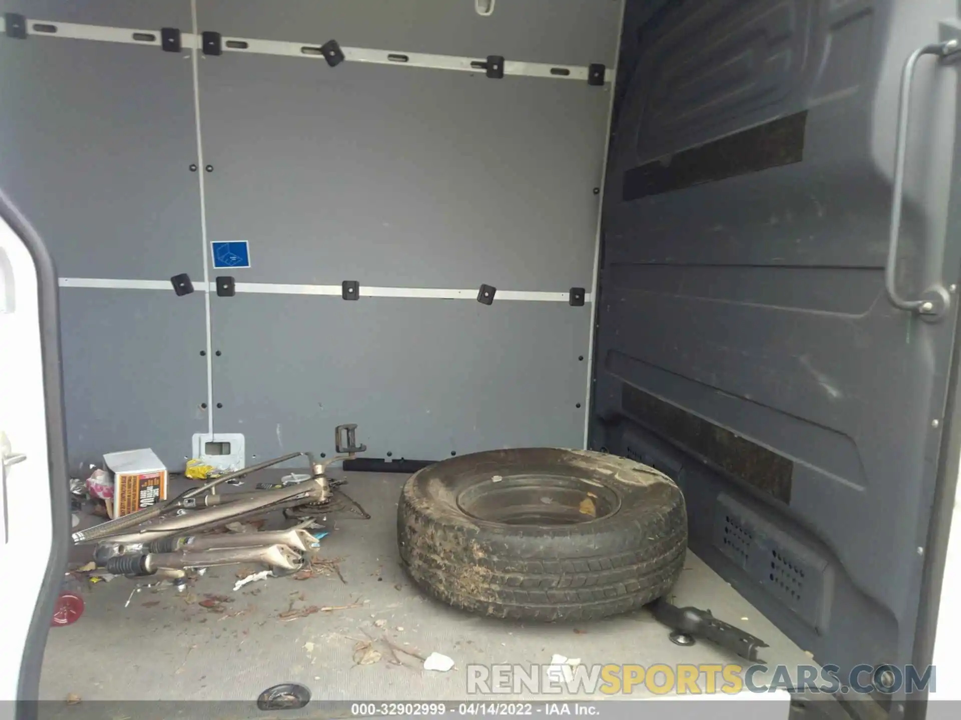 8 Фотография поврежденного автомобиля W1Y4ECHY2LT020974 MERCEDES-BENZ SPRINTER CARGO VAN 2020