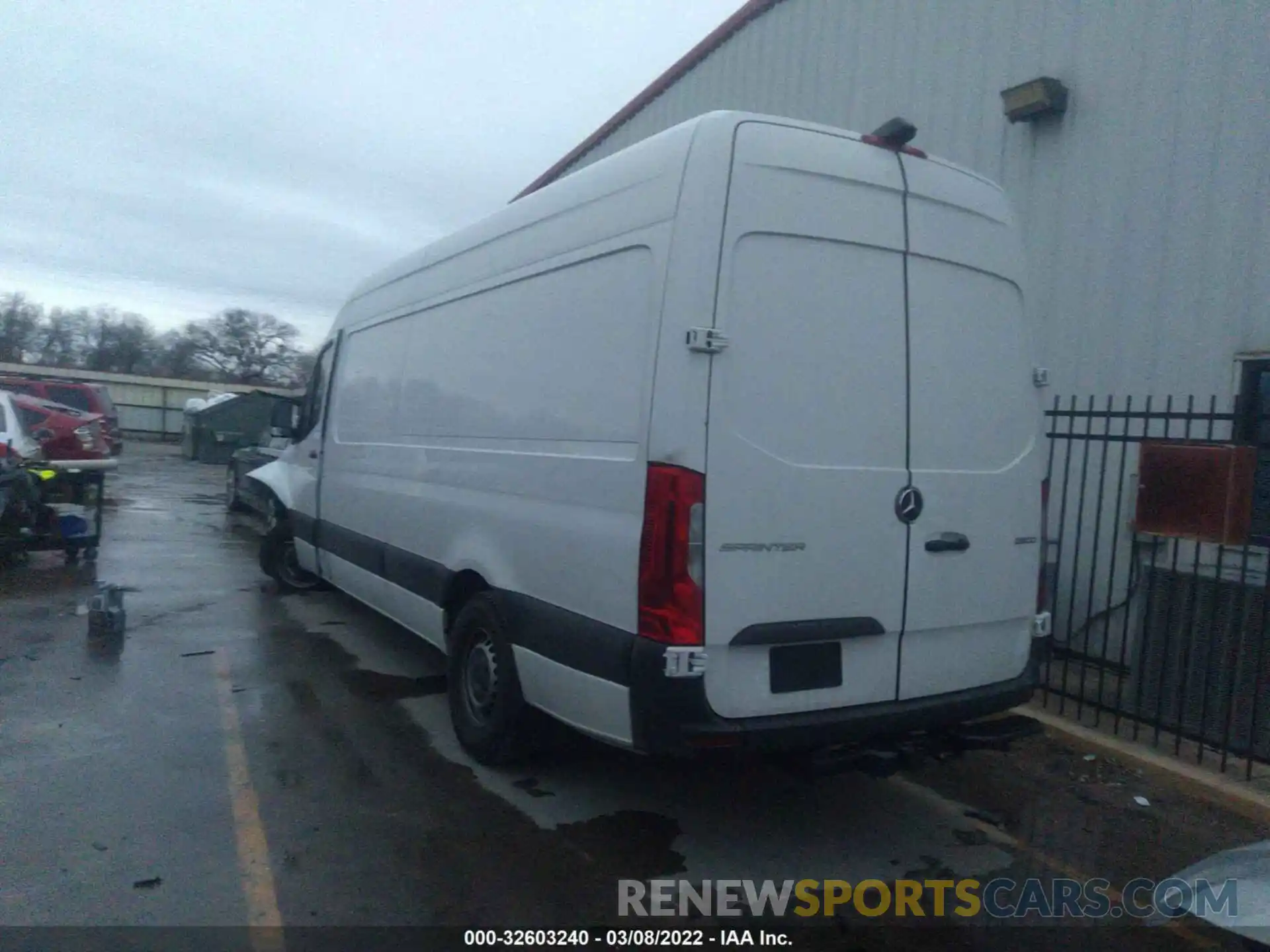 3 Фотография поврежденного автомобиля W1Y4ECHY2LT038939 MERCEDES-BENZ SPRINTER CARGO VAN 2020