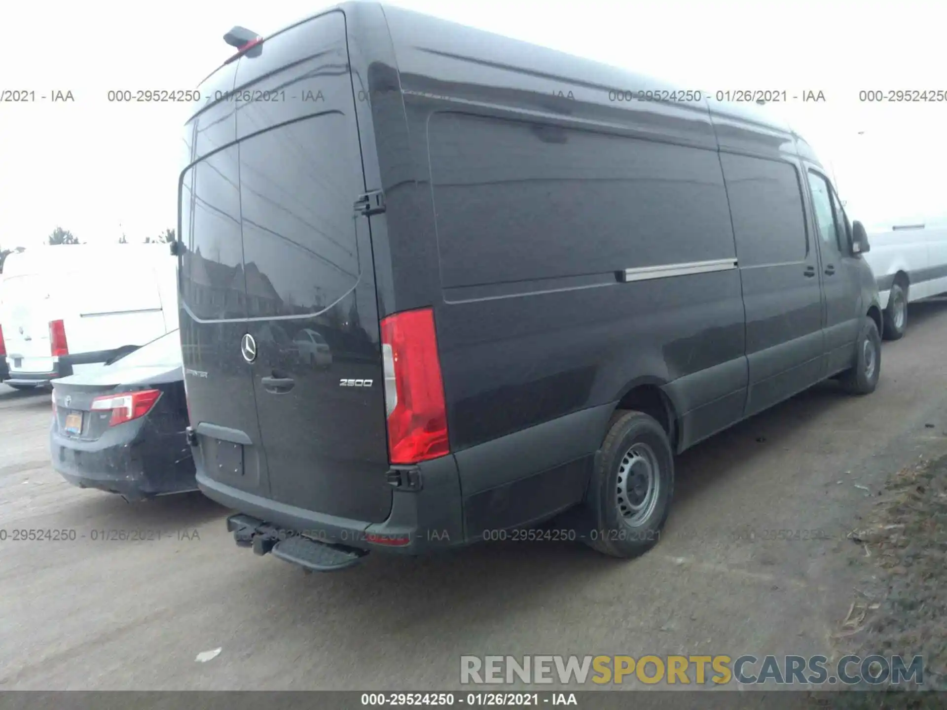 4 Фотография поврежденного автомобиля W1Y4ECHY2LT043445 MERCEDES-BENZ SPRINTER CARGO VAN 2020