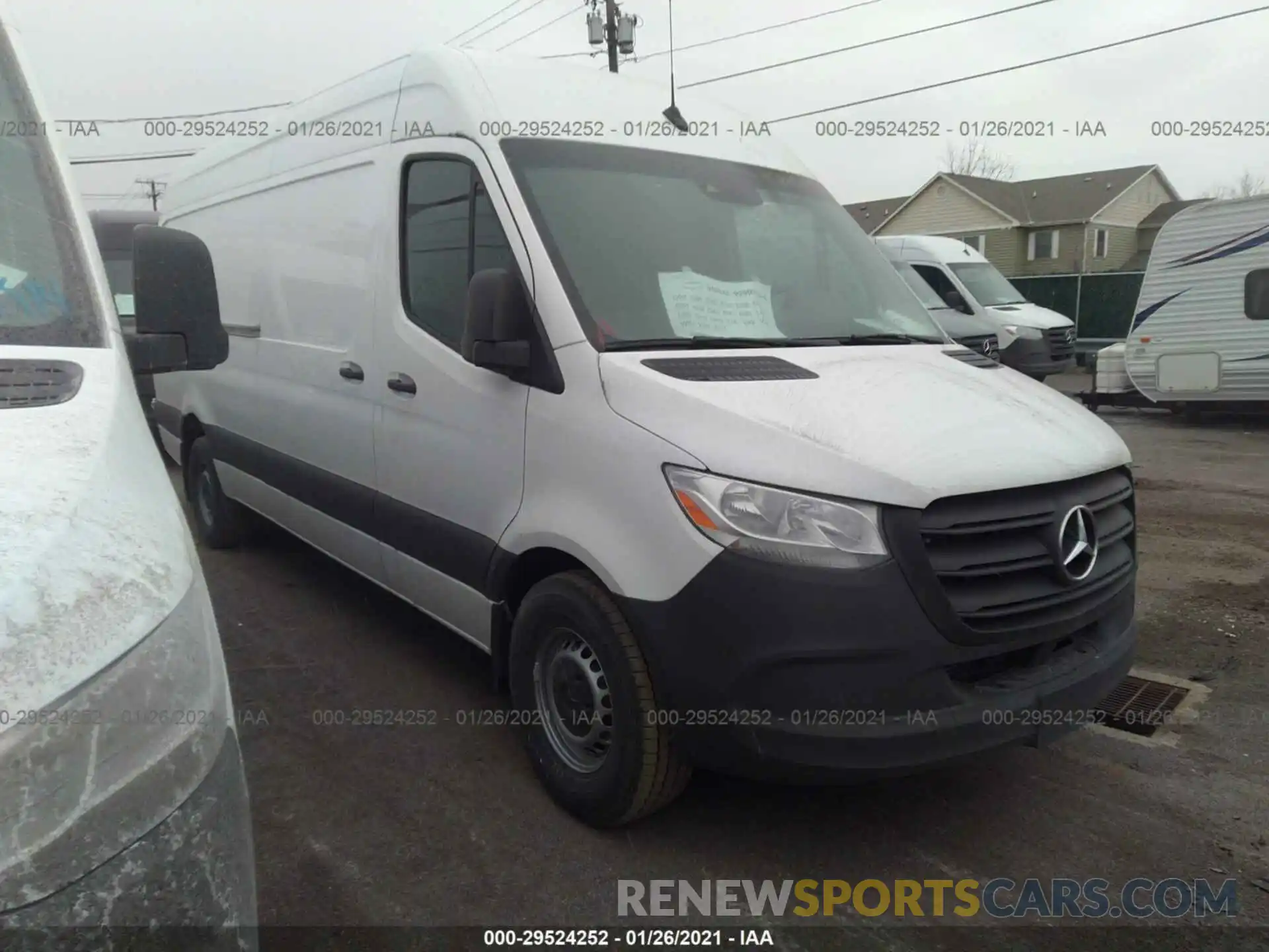 1 Фотография поврежденного автомобиля W1Y4ECHY4LT043348 MERCEDES-BENZ SPRINTER CARGO VAN 2020